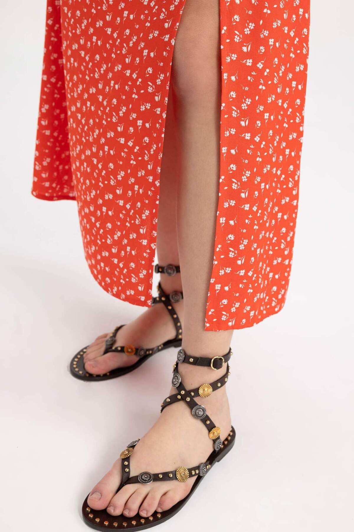 DeFacto-A-Line Floral Regular Waist Slit Midi Skirt X6692Az24Sm 5