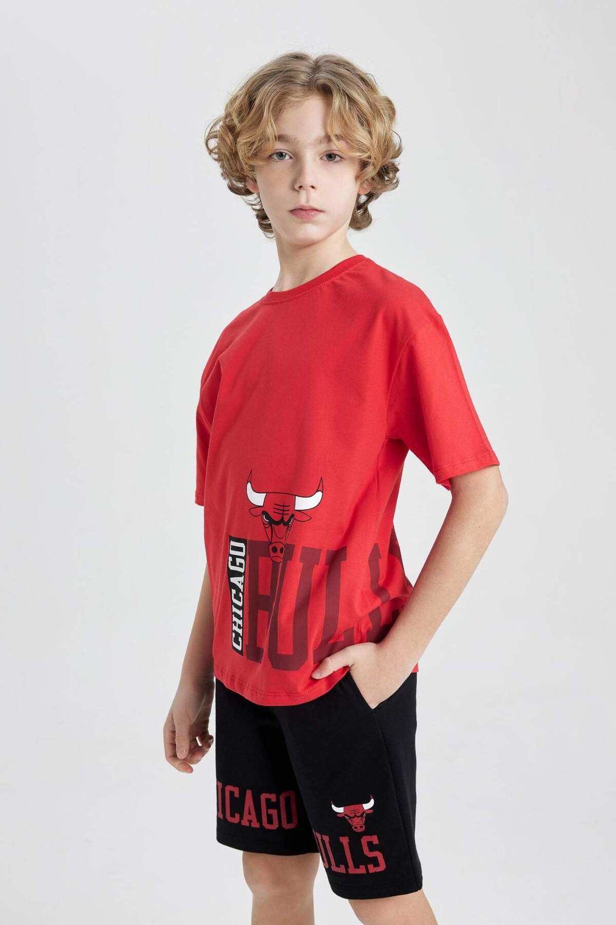 DeFacto-Boy's Nba Chicago Bulls Oversize Wide Fit Crew Neck Short Sleeve T-Shirt C0386A824Sm 4