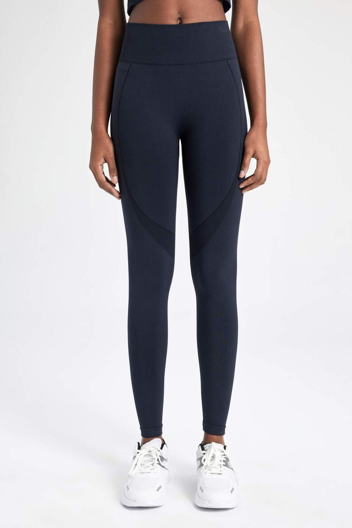 DeFacto-DeFactoFit Fitted Waist Hugging Seamless Sports Tights B4570AX24SP 5