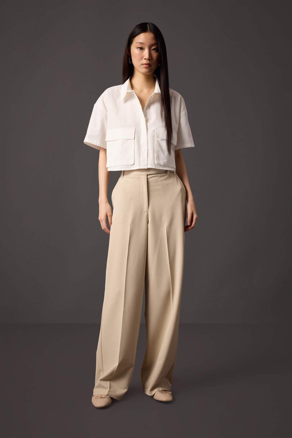 DeFacto-Coool Oversize Wide Fit Poplin Short Sleeve Shirt C0739Ax24Sp 2