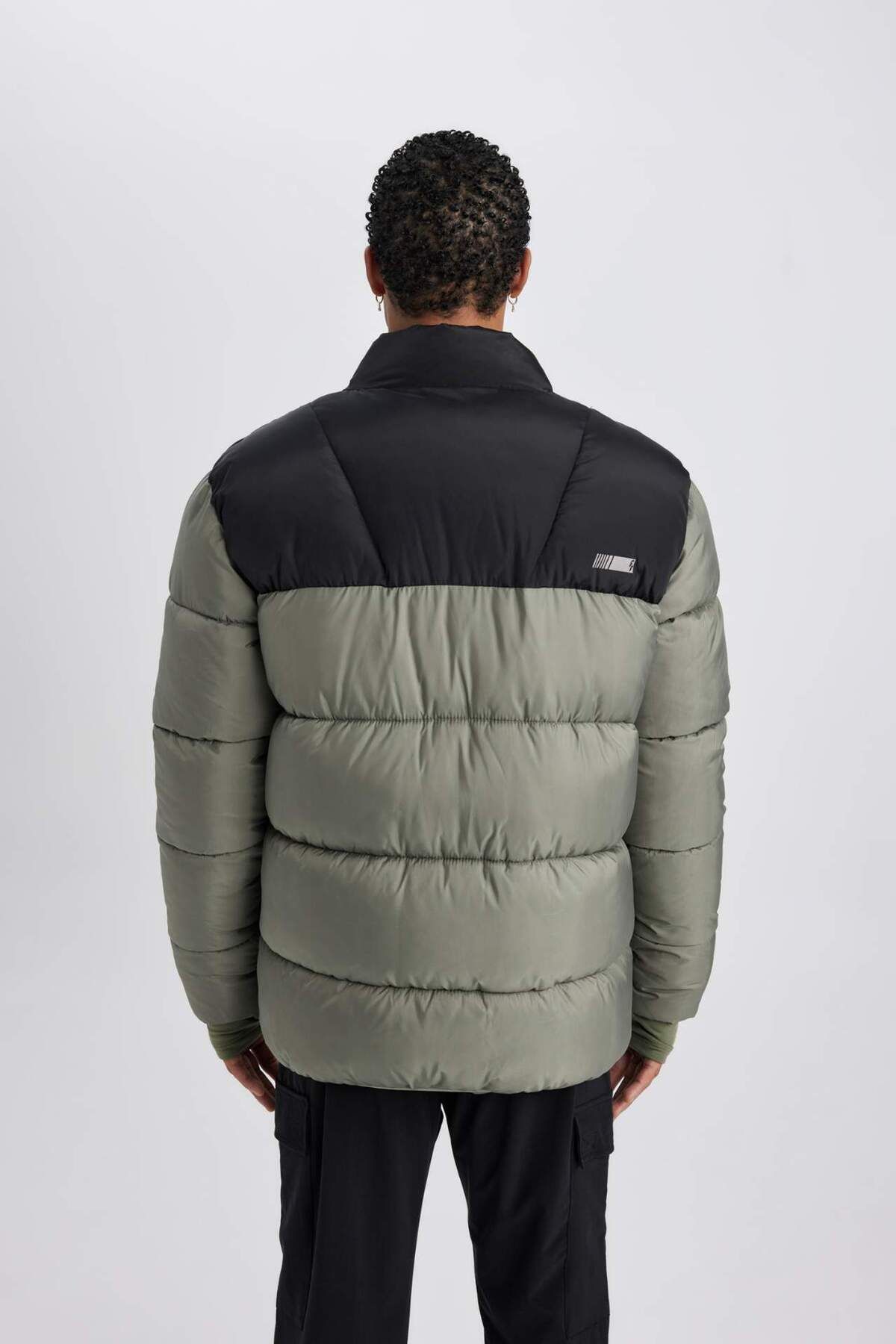 DeFacto-Defactofit Water Repellent Inflatable Coat Windproof Oversize Wide Fit with Zipper Pocket Y7376Az24Sp 7