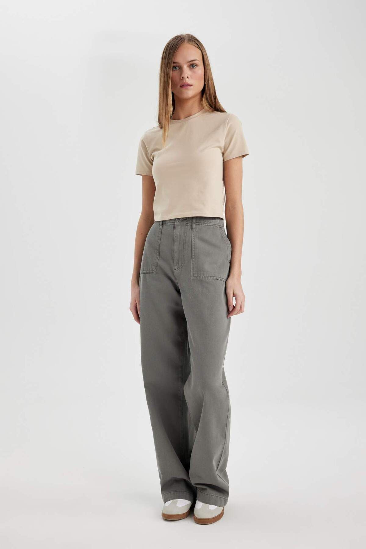 DeFacto-Gabardine Trousers Wide Leg Wide Loose Leg Basic Plain with Pockets Standard Size Regular Waist C1735Ax24Sp 4