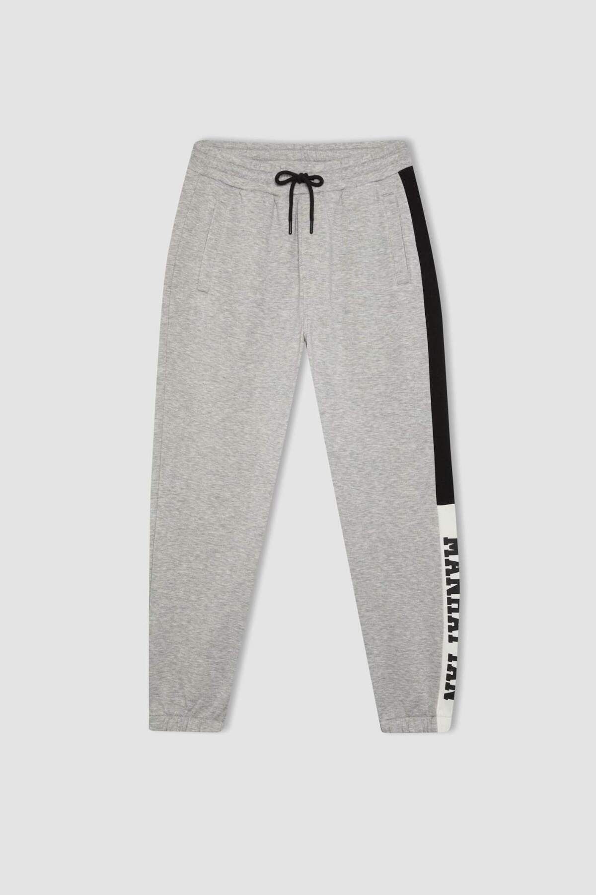 DeFacto-Tepláky DeFactoFit Jogger Standard Fit s dvojitými kapsami s potiskem na elastické nohavice B4488AX24SP 8