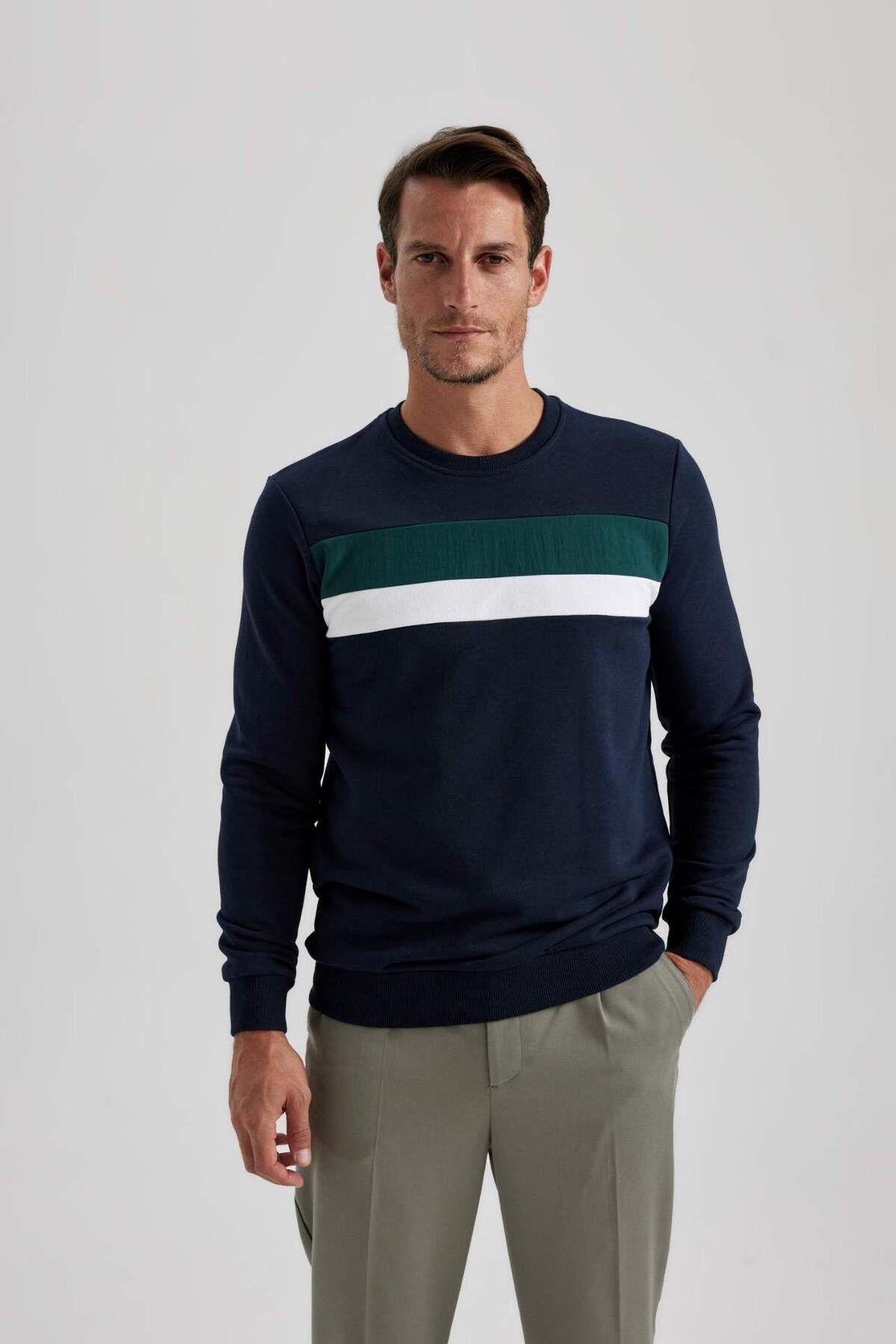 DeFacto-Regular Fit Color Block Crew Neck Basic Plain Sweatshirt B1871Ax23Au 7