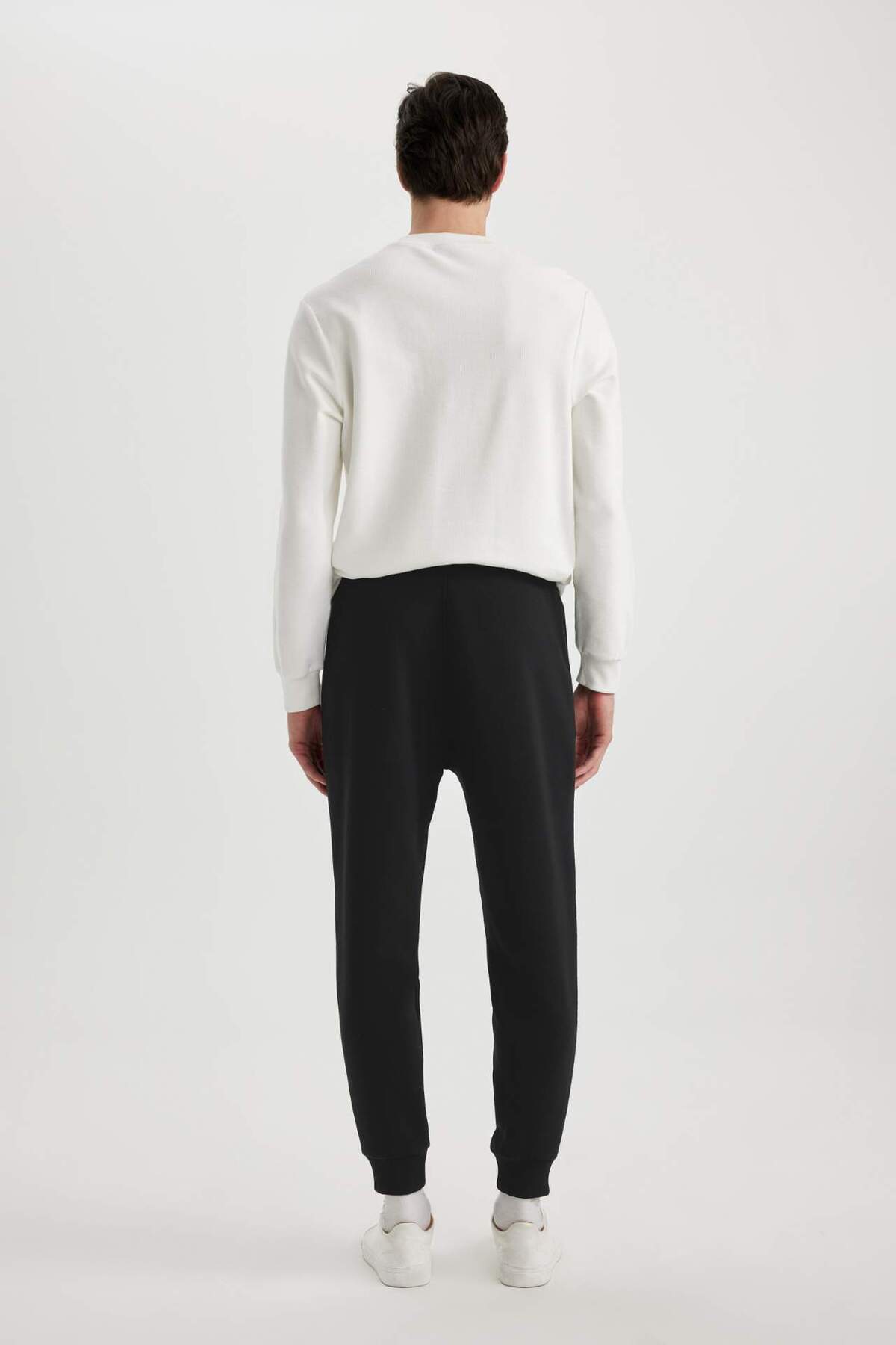 DeFacto-Regular Fit Waist Lace-Up Elastic Leg Pocket Basic Plain Thick Jogger Sweatpants A6470Ax23Au 6