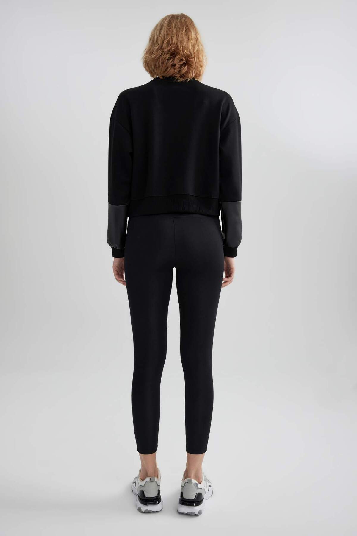 DeFacto-DefactoFit Schwarze, hohe Taille, taillierte Sport-Leggings A5647AX23AU 6