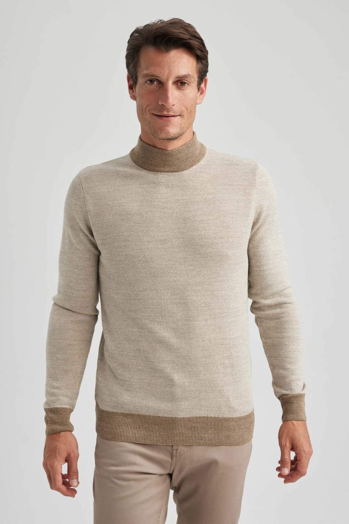 DeFacto-Regular Fit Color Block Turtleneck Sweater Sweater R9121Az23Wn 4