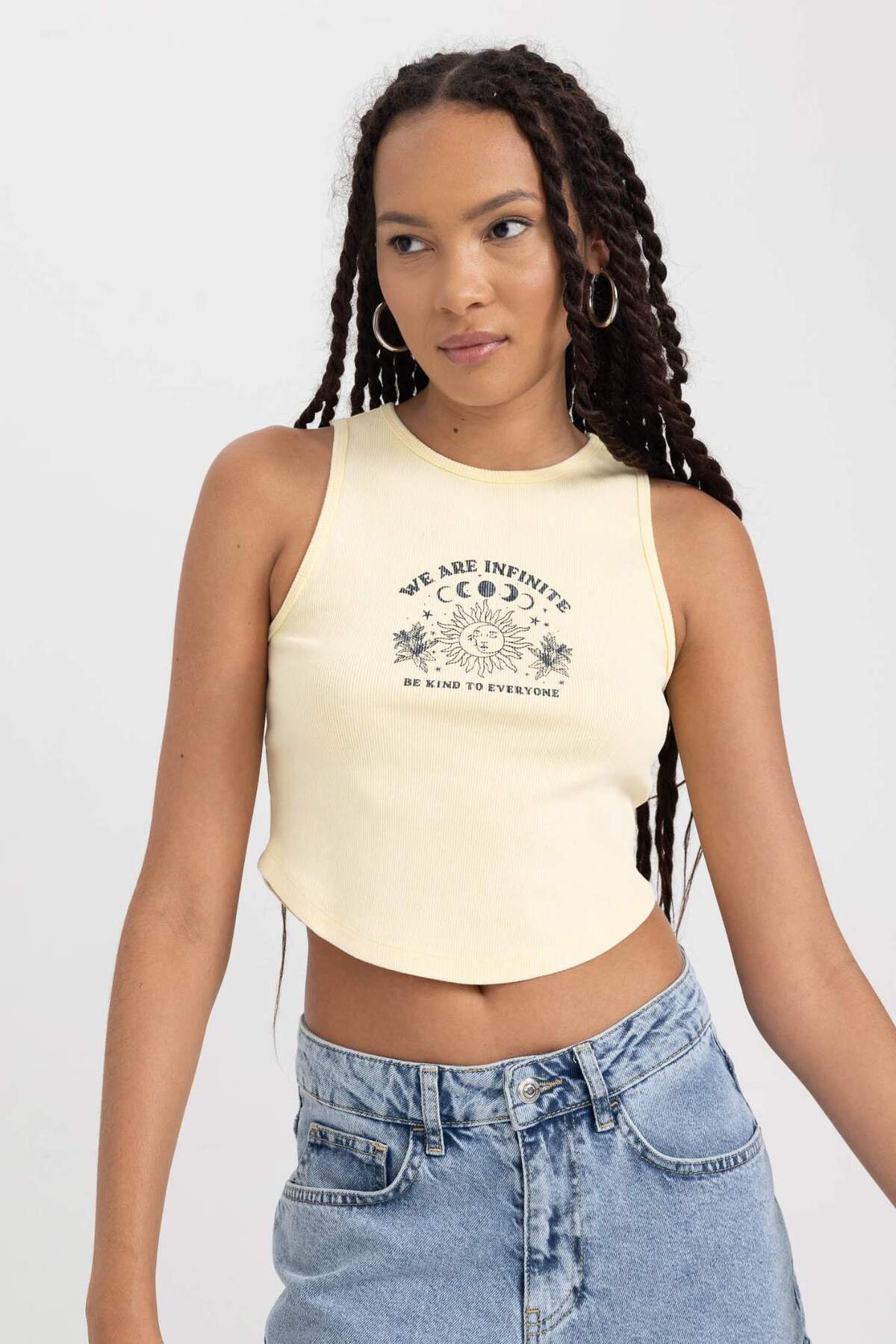 DeFacto-Tailliertes, bedrucktes, geripptes Camisole-Unterhemd mit Rundhalsausschnitt, waschbares Unterhemd mit verblasstem Effekt B1297AX23HS 7