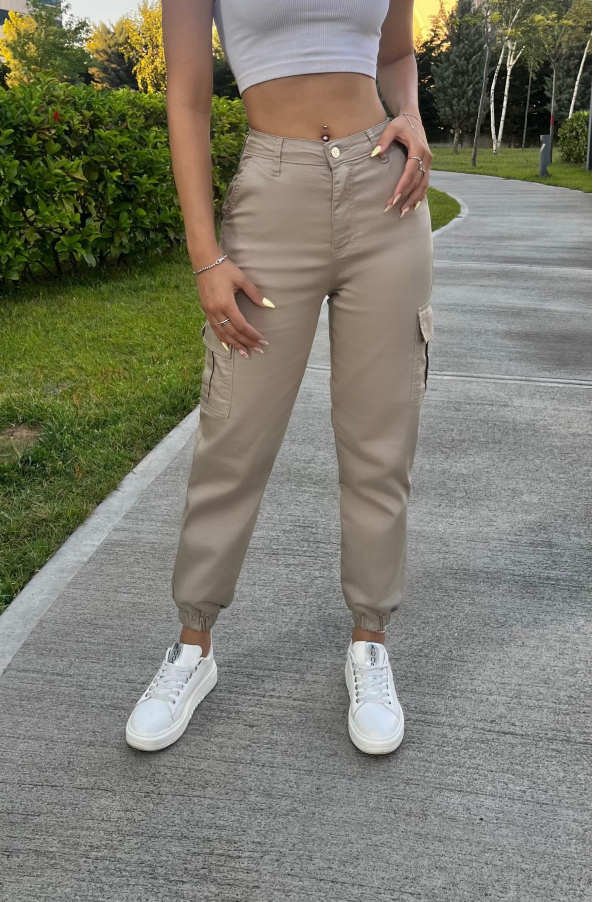 BİKELİFE-Béžové nohavice z látky Gabardine Cargo Pocket 3
