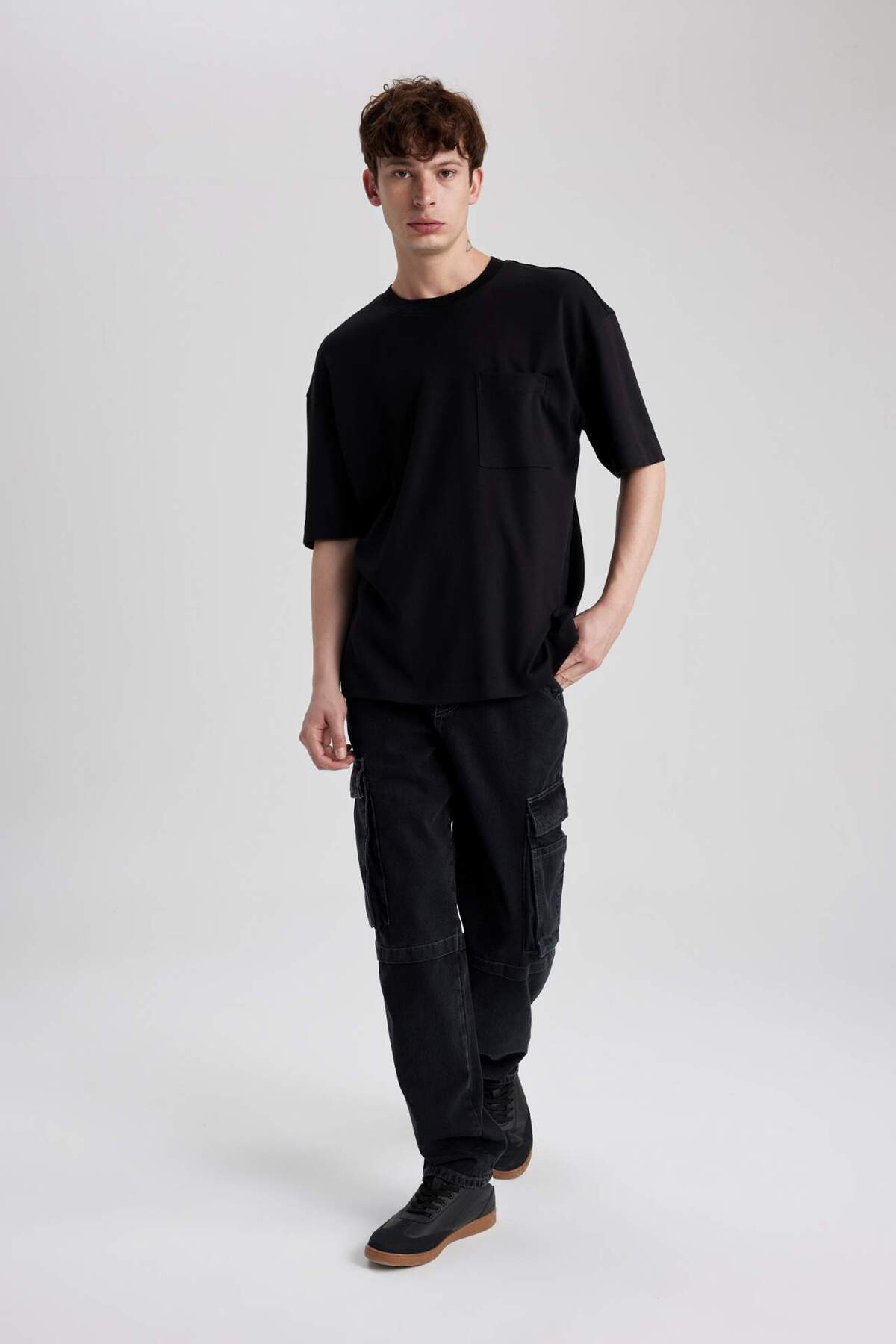 DeFacto-Μπλουζάκι Oversize Fit Crew Neck Basic βαρύ υφασμάτινο T3661AZ22SP 2