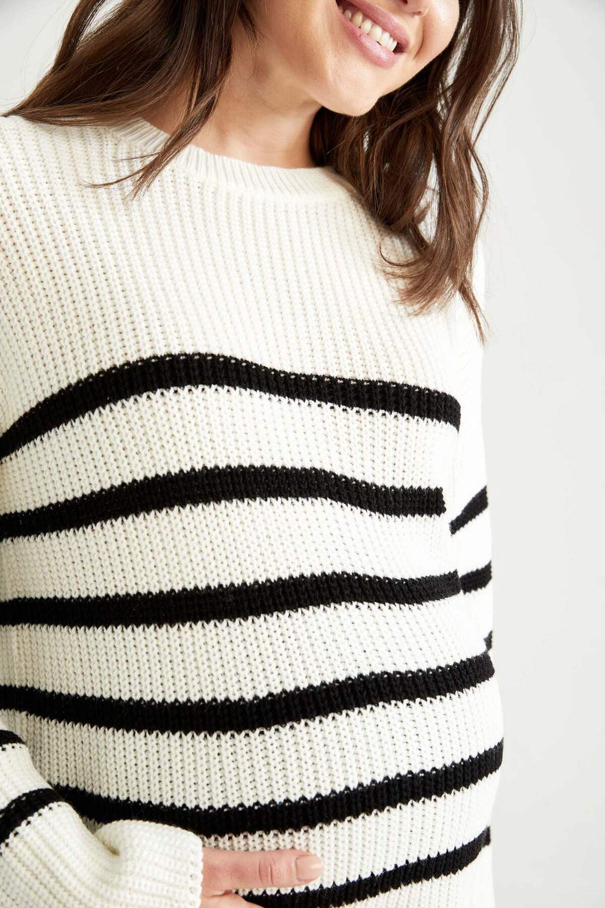 DeFacto-Regular Fit Striped Crew Neck Slit Knitwear Maternity Sweater W7771Az21Wn 5