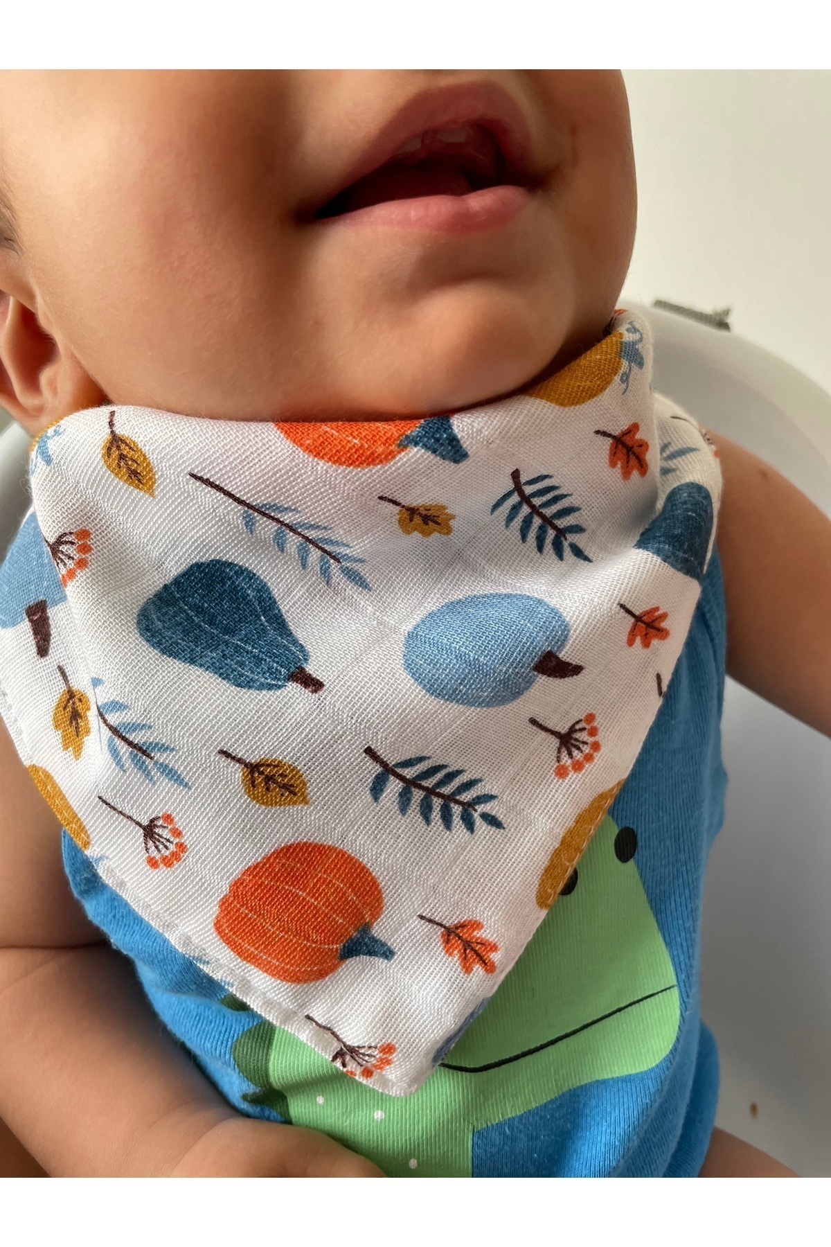 runbaby (12 ADET) Run Baby Müslin Kumaş Çıtçıtlı Bebek Salya Önlük & Fular fotoğrafı 5 (önizleme)