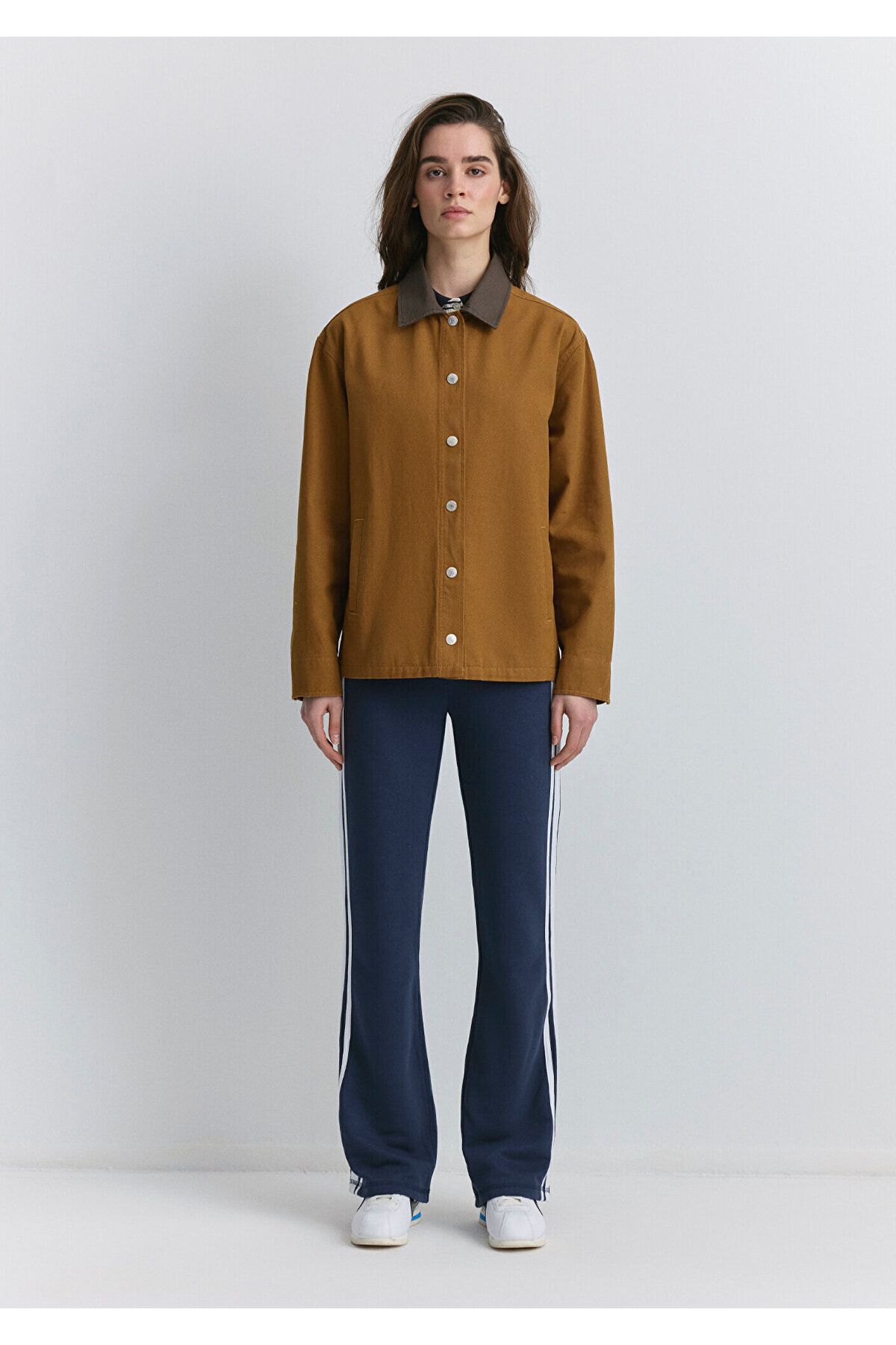 Mavi-Braune Hemdjacke mit Reversdetail, lockere Passform / lockere, entspannte Passform 1211230 -70293 2