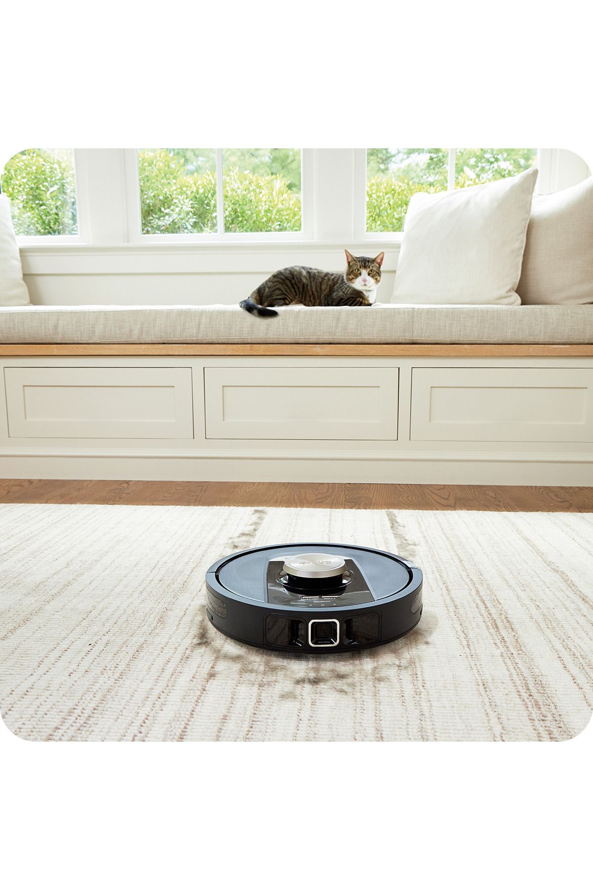 Shark-PowerDetect RV2820VEEU robot vacuum cleaner, AED station, black 1