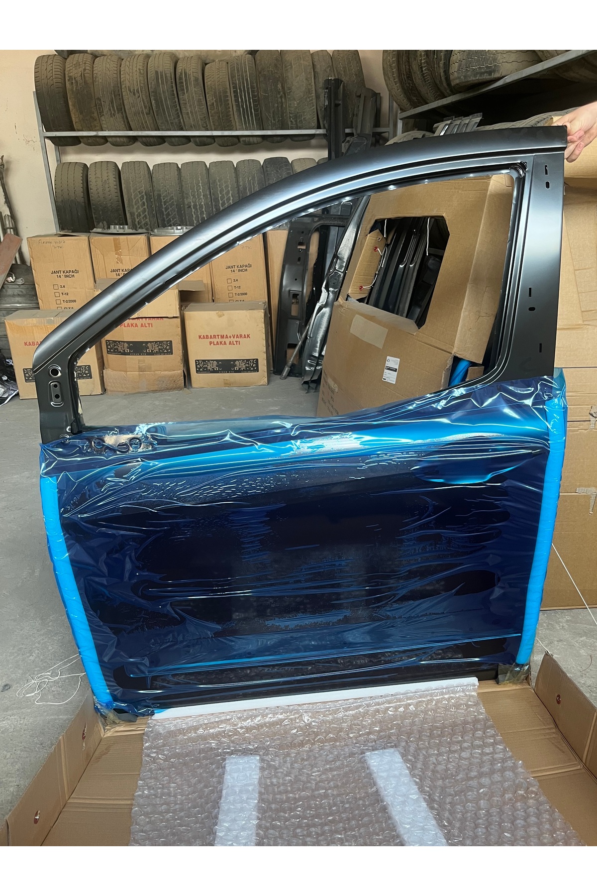 TPARTS Ford Courier Ön Sol Kapı 14- PET76 A20125JB - Fiyatı, Yorumları