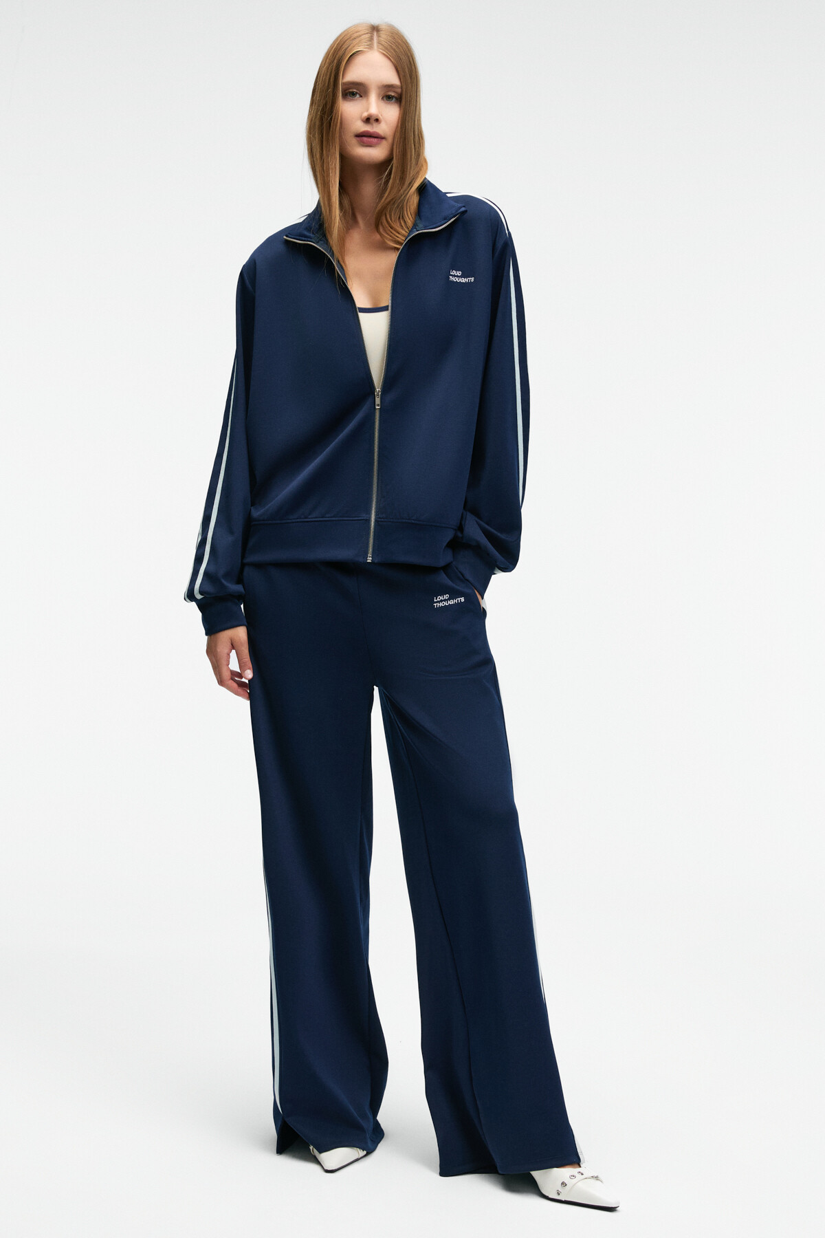 GRIMELANGE  ZINNIE Kadın Regular Nakış Ve Yan Şerit Detaylı Metal Fermuarlı Dik Yaka Lacivert Ceket - Görsel 4