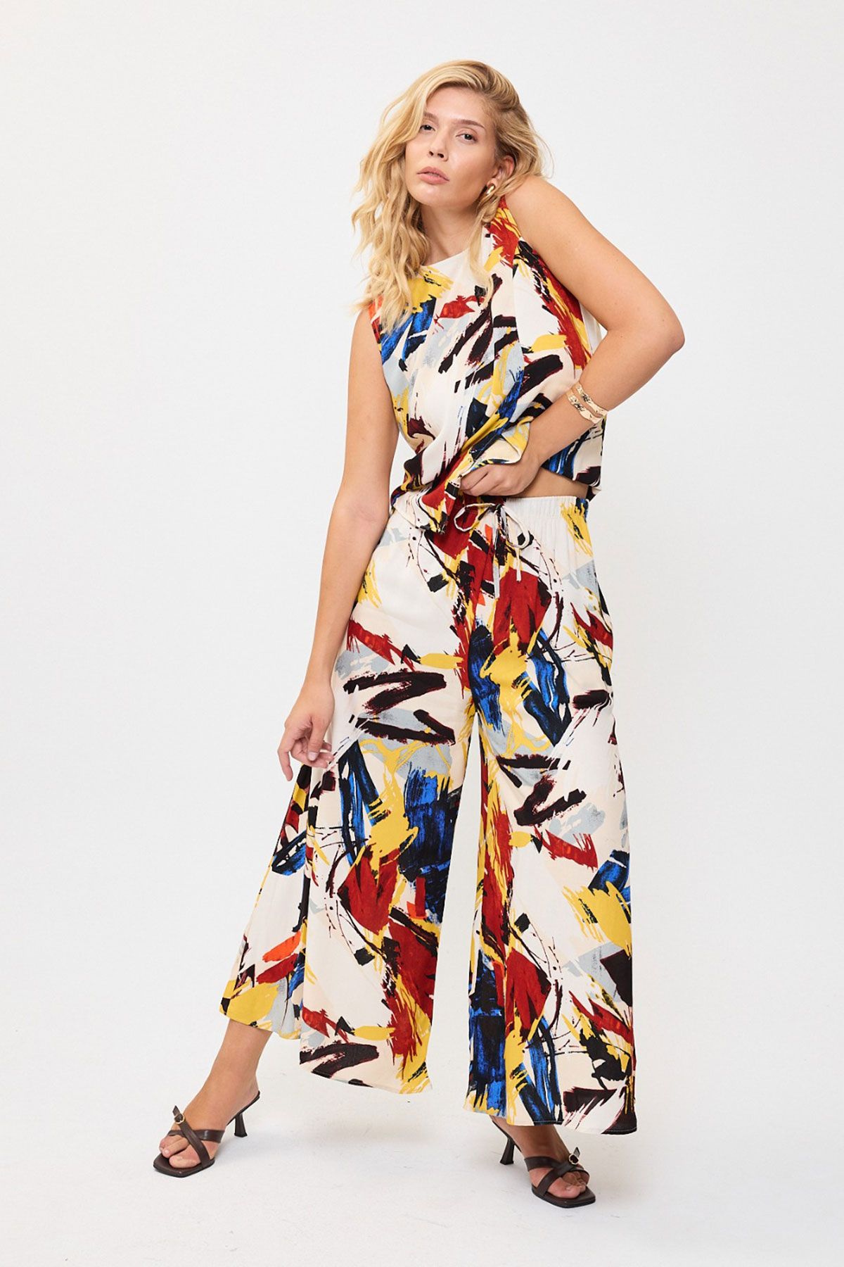 bacc-Red Patterned Sleeveless Blouse and Wide Leg Pants Woven Bottom Top Set Bcvl-25V201 4