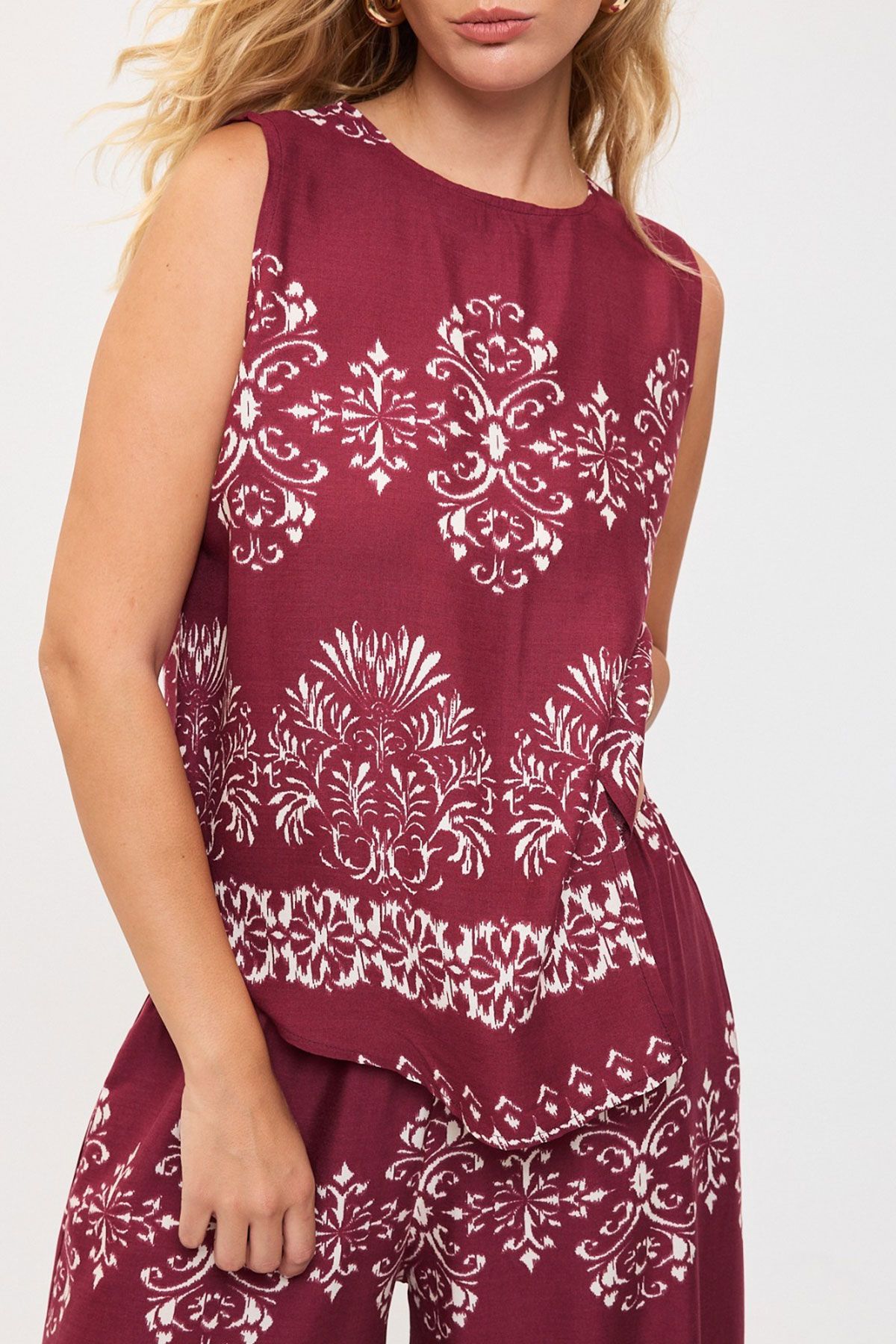 bacc-Cherry Pattern Sleeveless Blouse and Wide Leg Pants Woven Bottom Top Set Bcvl-25V201 3
