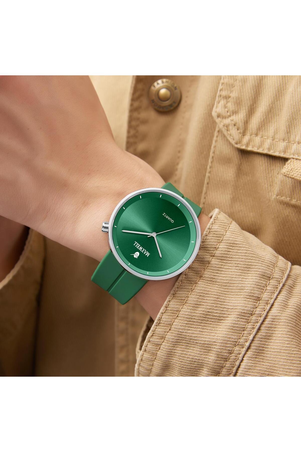 Re-A watch with an elegant and distinctive design 1