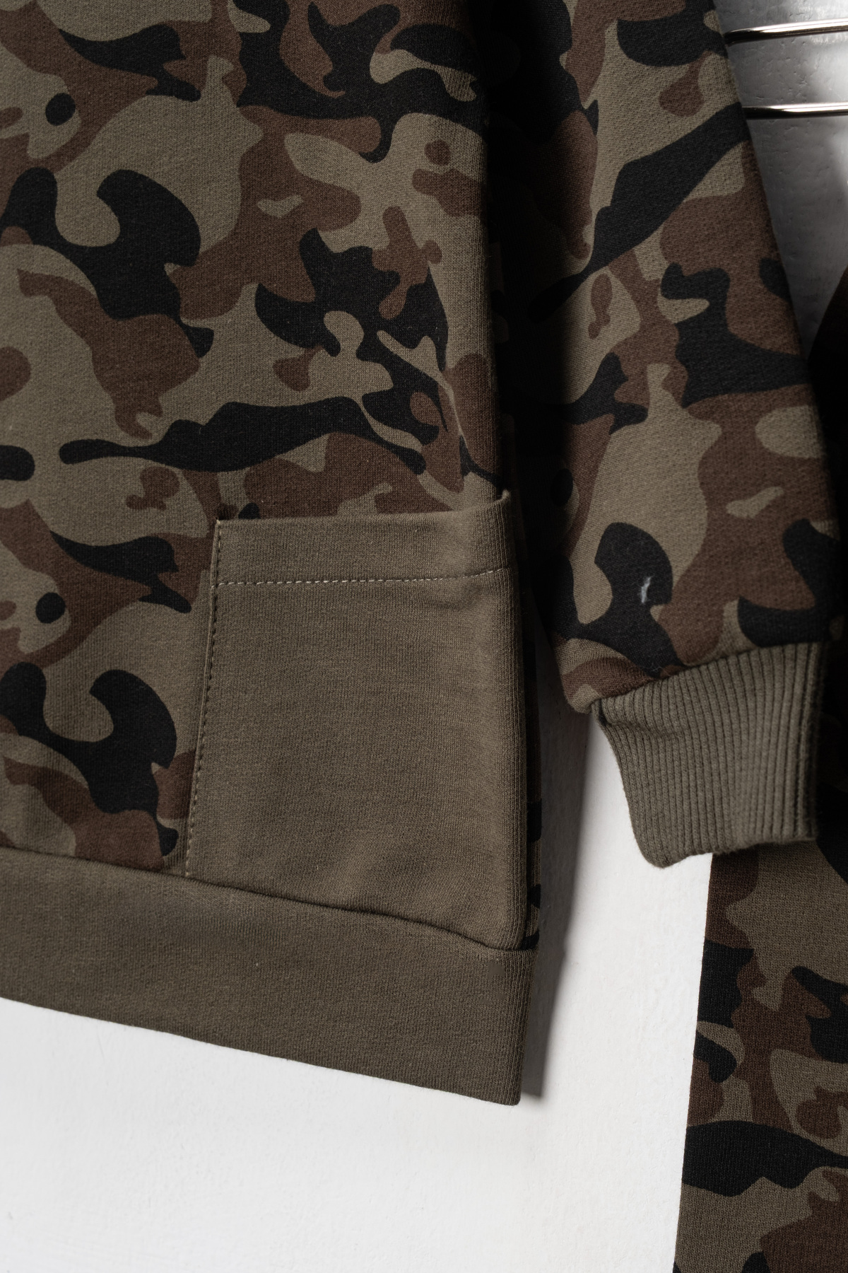 DIMPLE BABY Kamufulaj Desenli 2'li Alt Üst Kapşonlu Bebek Takımı fotoğrafı 4 (önizleme)