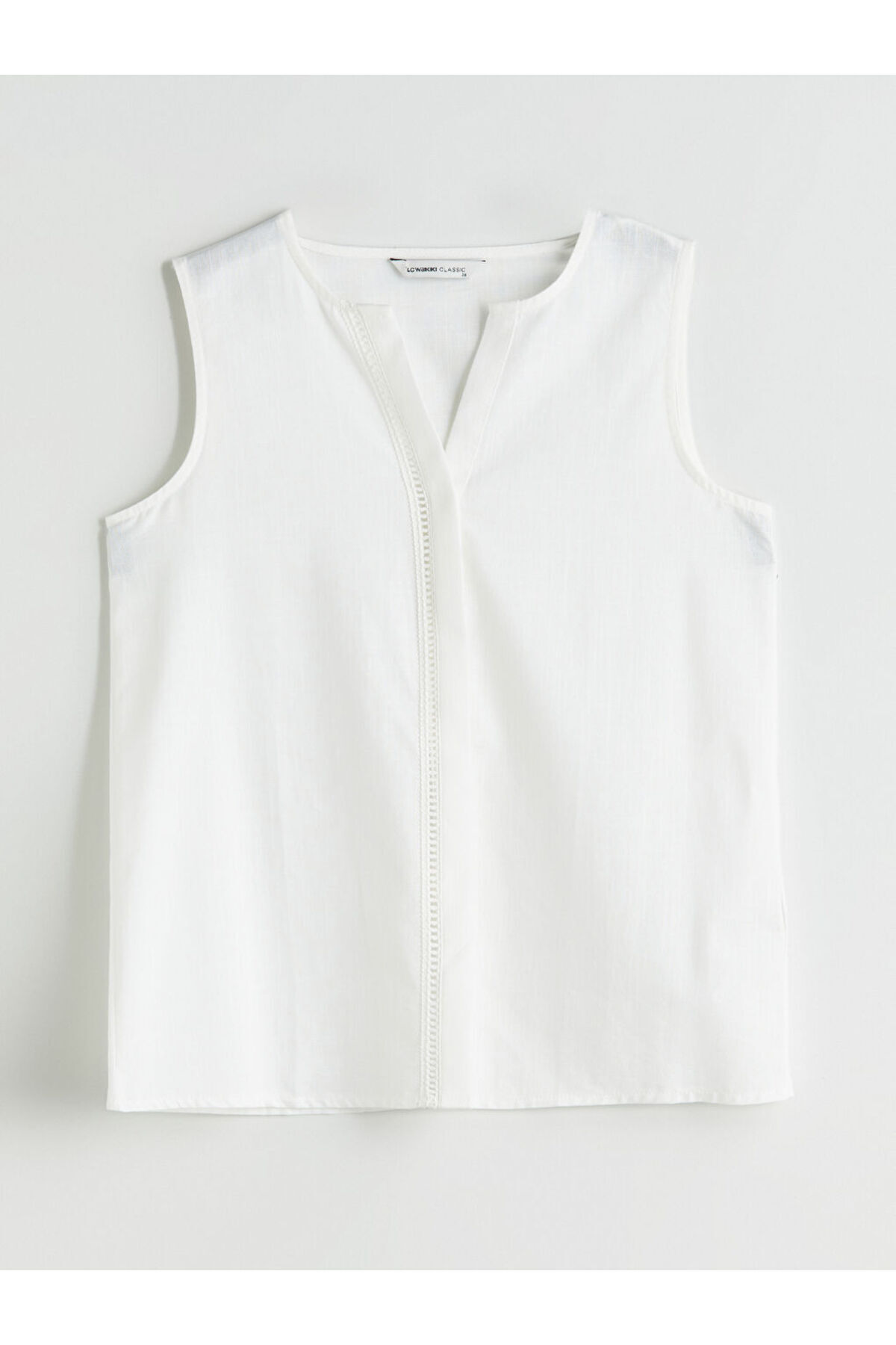 LC Waikiki-Sparkling Selections from Shining Store |   Turtleneck Openwork Blouse 5