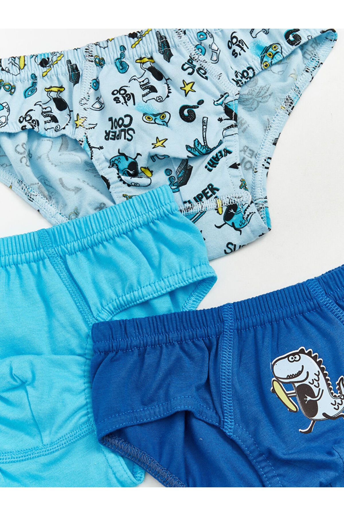 LC Waikiki-Sparkling Selections from Shining Store |   Blue Printed Boy's Underwear with Elastic Waist, Pack of 3 2