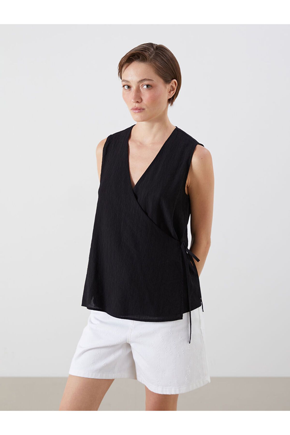 LC Waikiki-Sparkling Selections from Shining Store |   Double-Breasted Textured Blouse 2