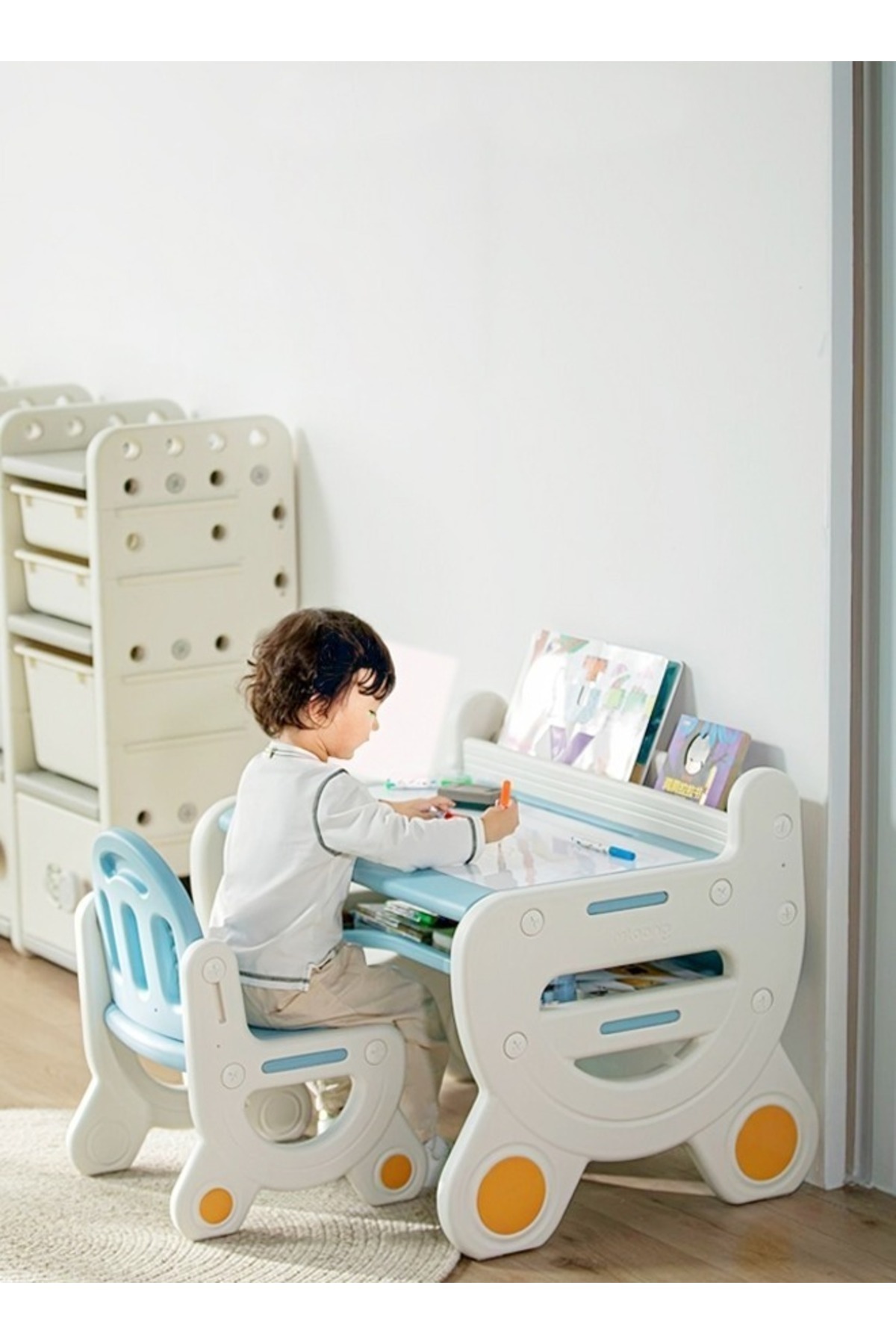Raffine-Multifunction Kid's Table and Chair Set Multipurpose Use Safe Concave Design Multiple Storage Study 1