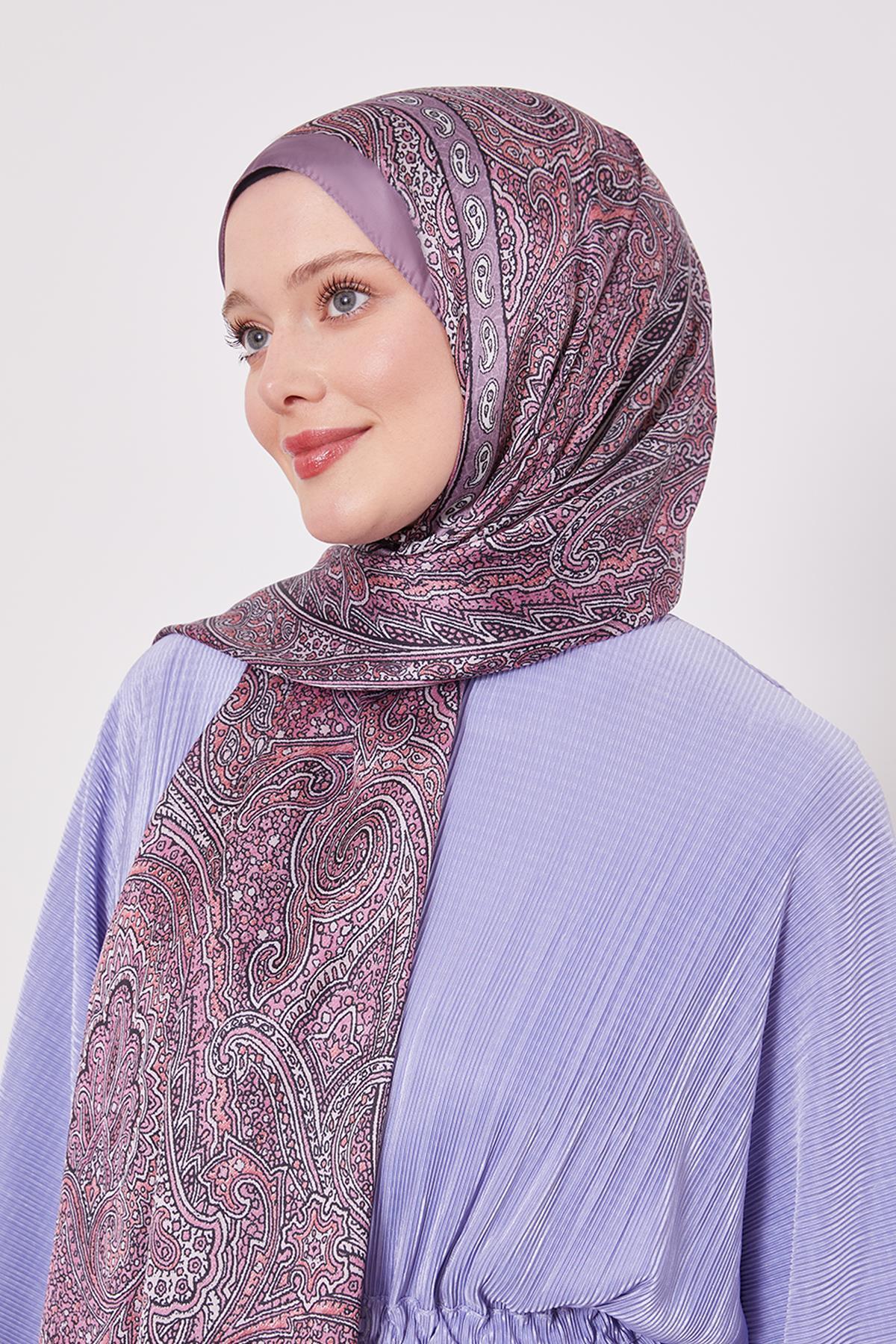 Levidor-Lilac Edge Pattern Indian Silk Shawl 1