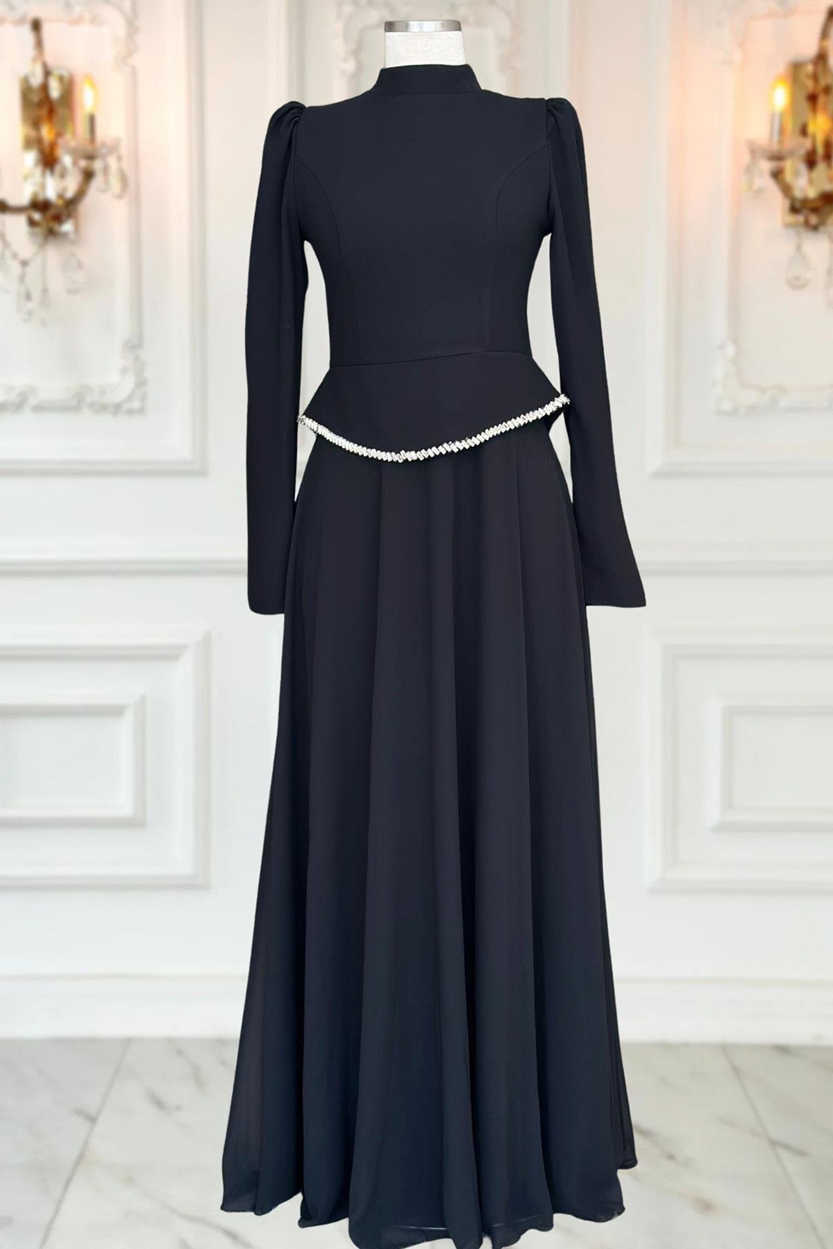 Amine Hüma Naz Abiye Elbise Siyah