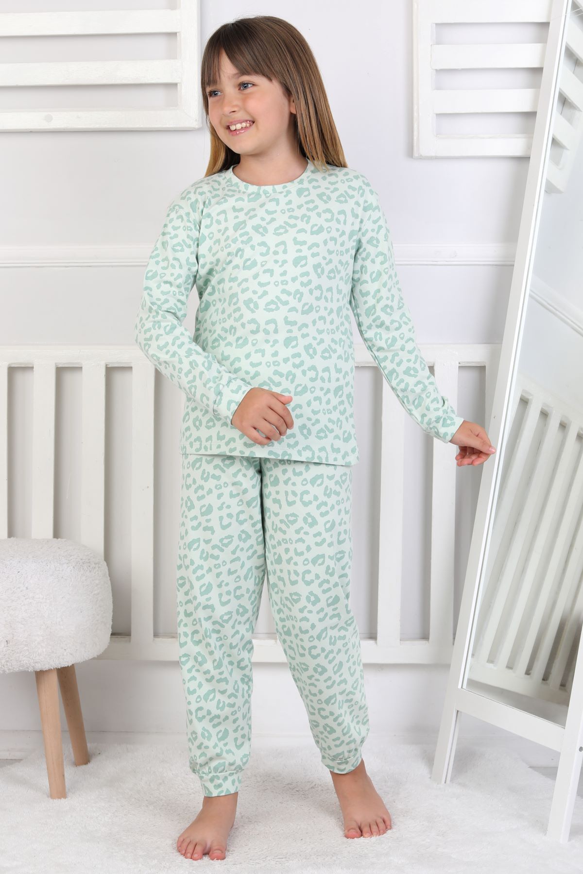 zuzunga Minik Uyku Avcısı - Vahşi Rahatlık Serisi Leopar Desenli Kız Çocuk Pijama Takımı fotoğrafı 7 (önizleme)