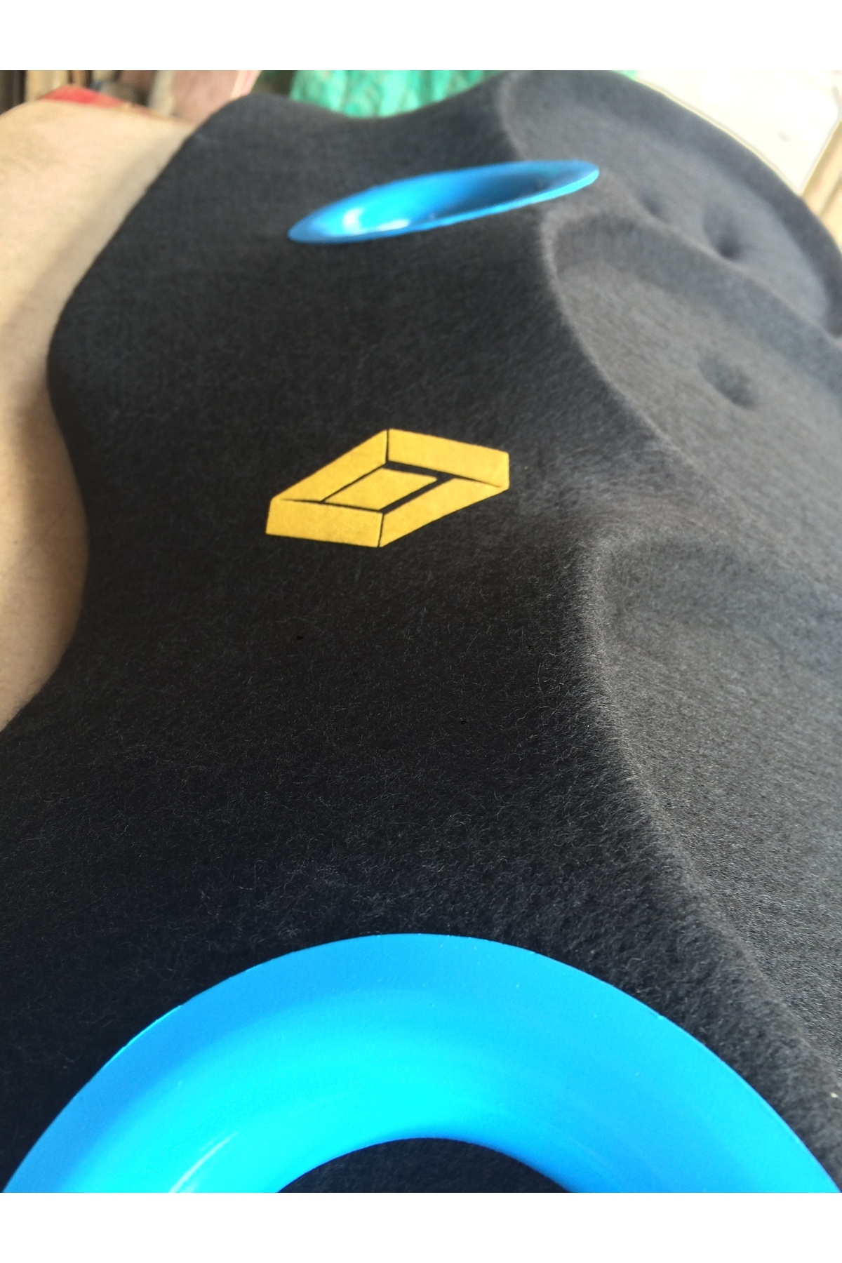 ODUNS RENAULT MEGANE 2 HACBEK PORTLU POLYESTERLİ PANDİZOT 4x20 CM 2X10CM KABARTMALI