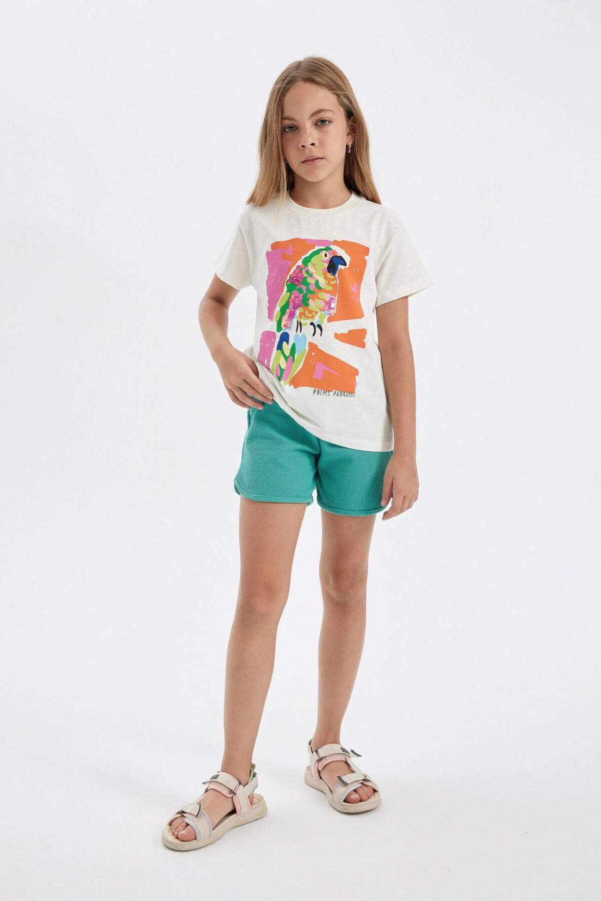 DeFacto-Waffle Patterned Girl's Shorts - D0903A824HS 1