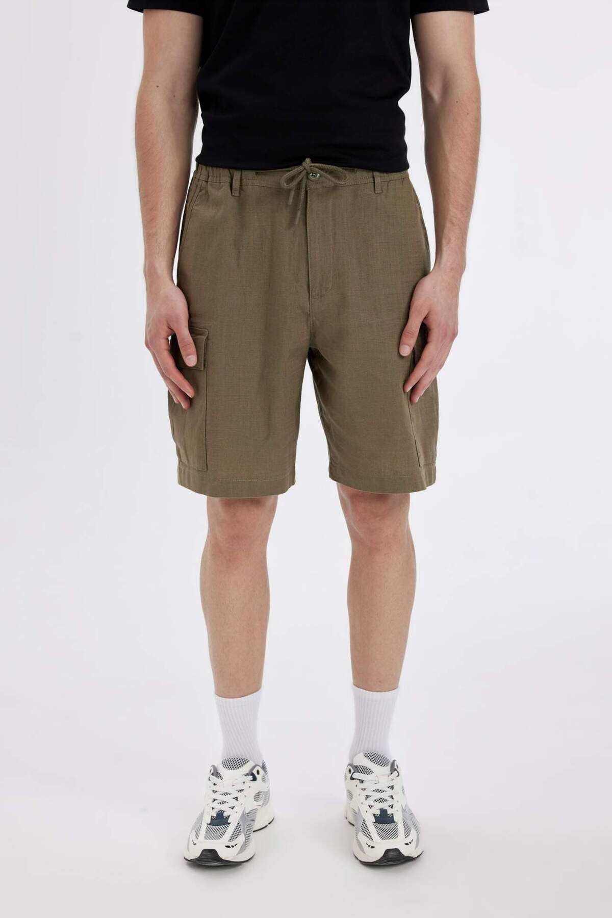 DeFacto-Regular Fit Linen Look Cargo Bermuda Shorts B5676Ax24Sm 4