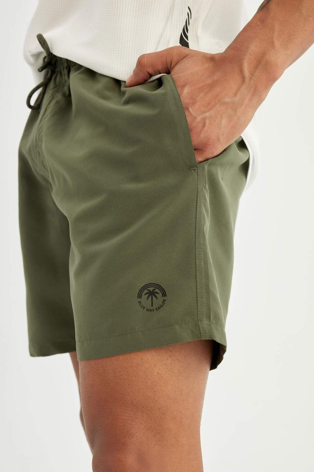 DeFacto-Short Size Regular Fit Sea Shorts - D4073AX24HS 5