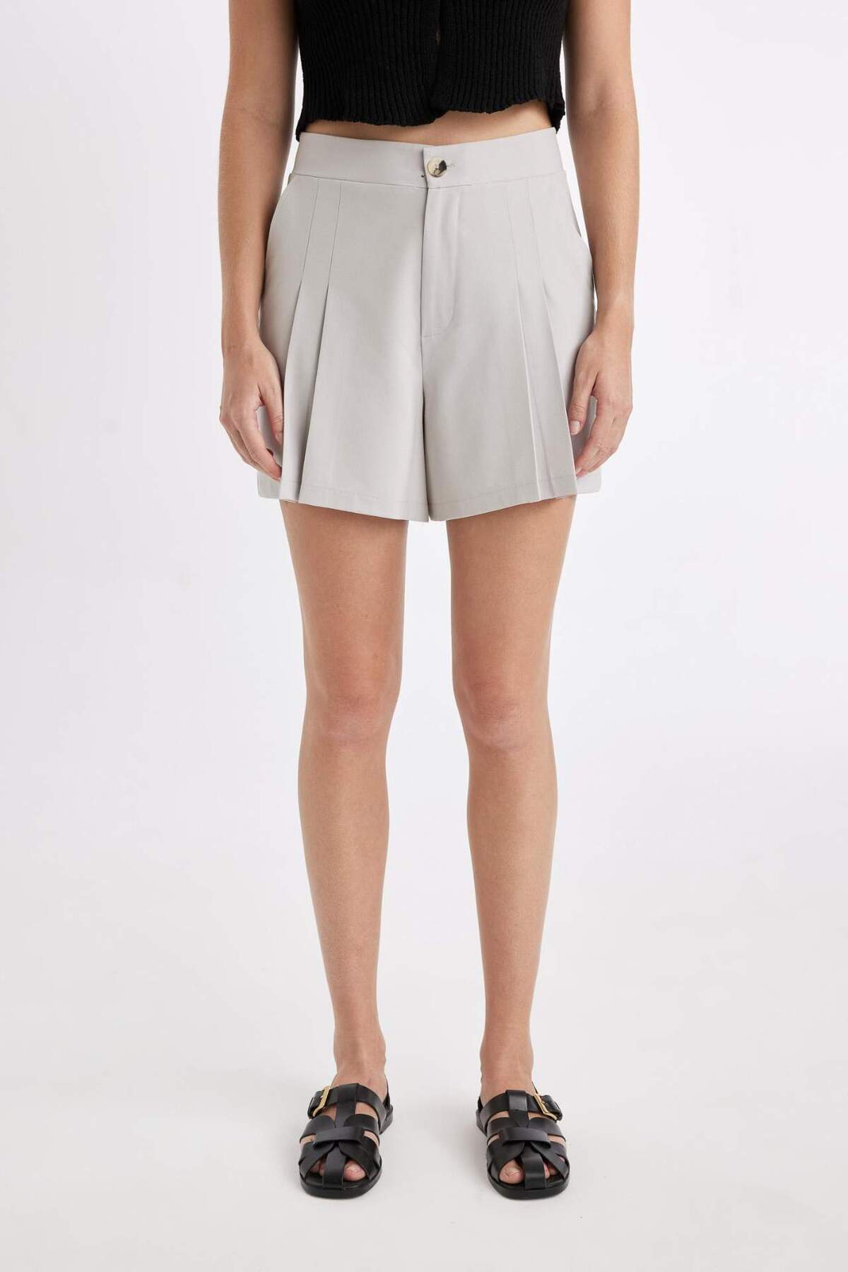 DeFacto-Regular Fit High Waist Pleated Shorts D0963Ax24Sm 1