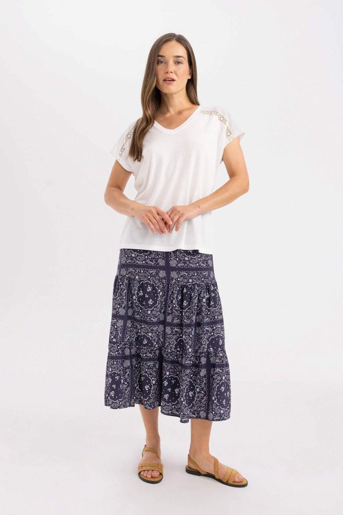 DeFacto-Patterned Aerobin Midi Skirt C4411Ax24Sm 2