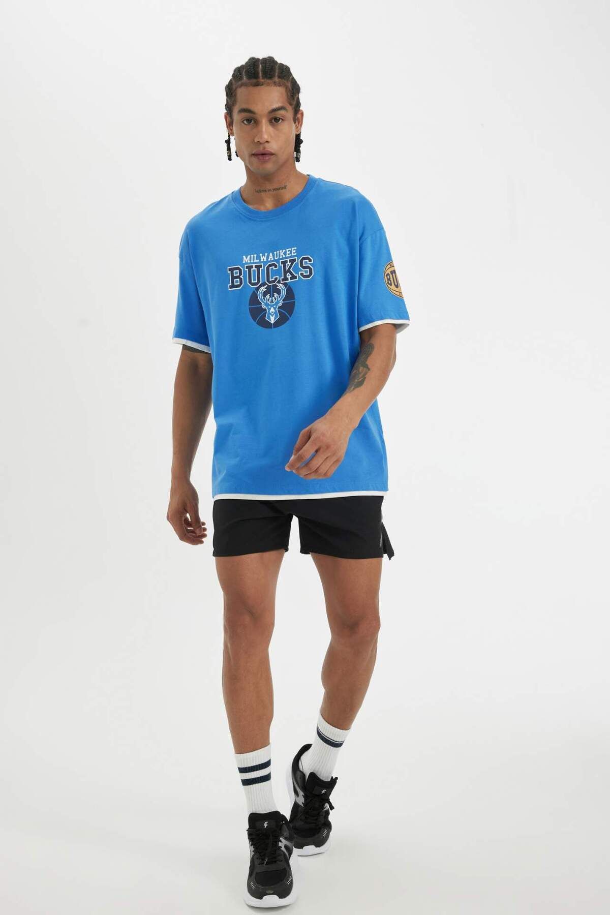DeFacto-DeFactoFit NBA Milwaukee Bucks Boxy Fit Crew λαιμόκοψη κοντομάνικο μπλουζάκι B9901AX24SM 2