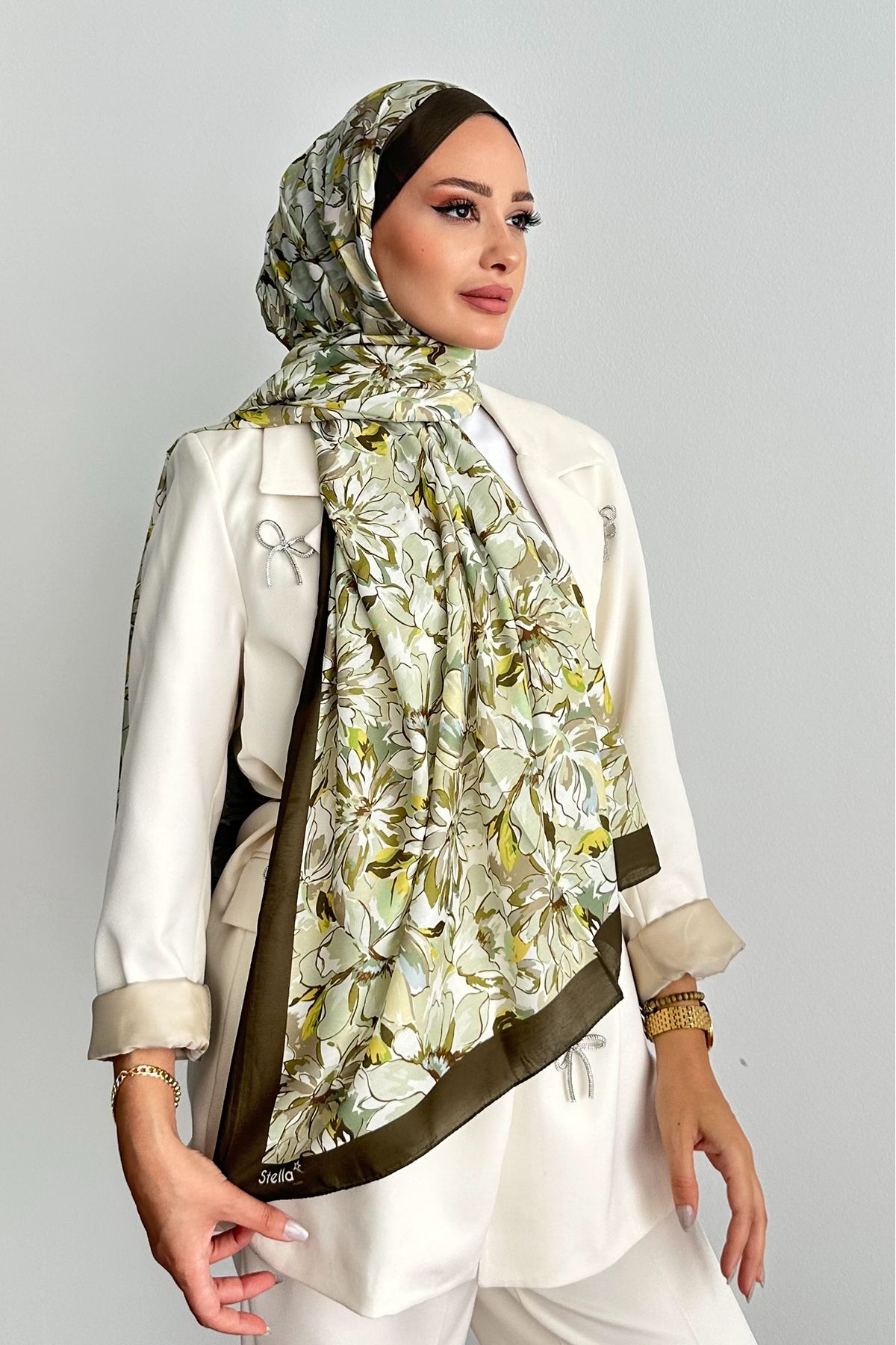 Stella Eşarp-Lotus Flower Pattern Khaki Color Soft Cotton Shawl 4