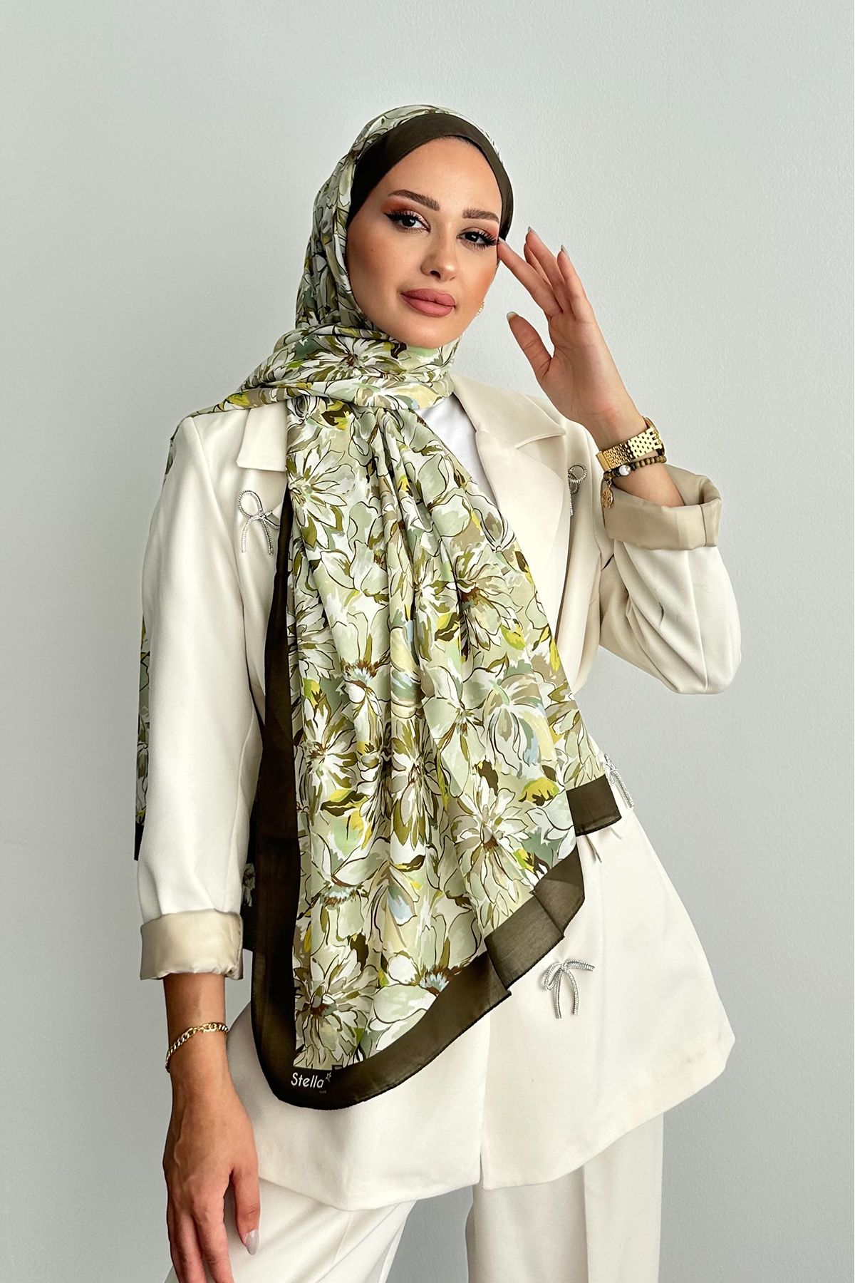 Stella Eşarp-Lotus Flower Pattern Khaki Color Soft Cotton Shawl 1