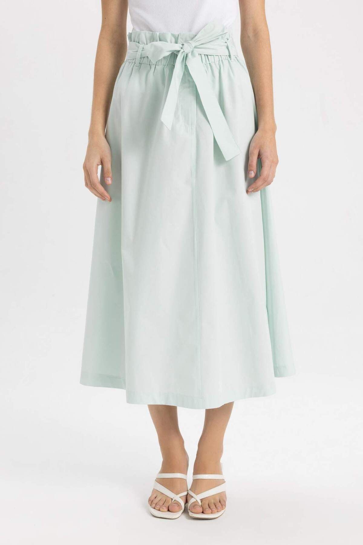 DeFacto-A-Line Regular Waist Poplin Midi Skirt C7238AX24SM 1