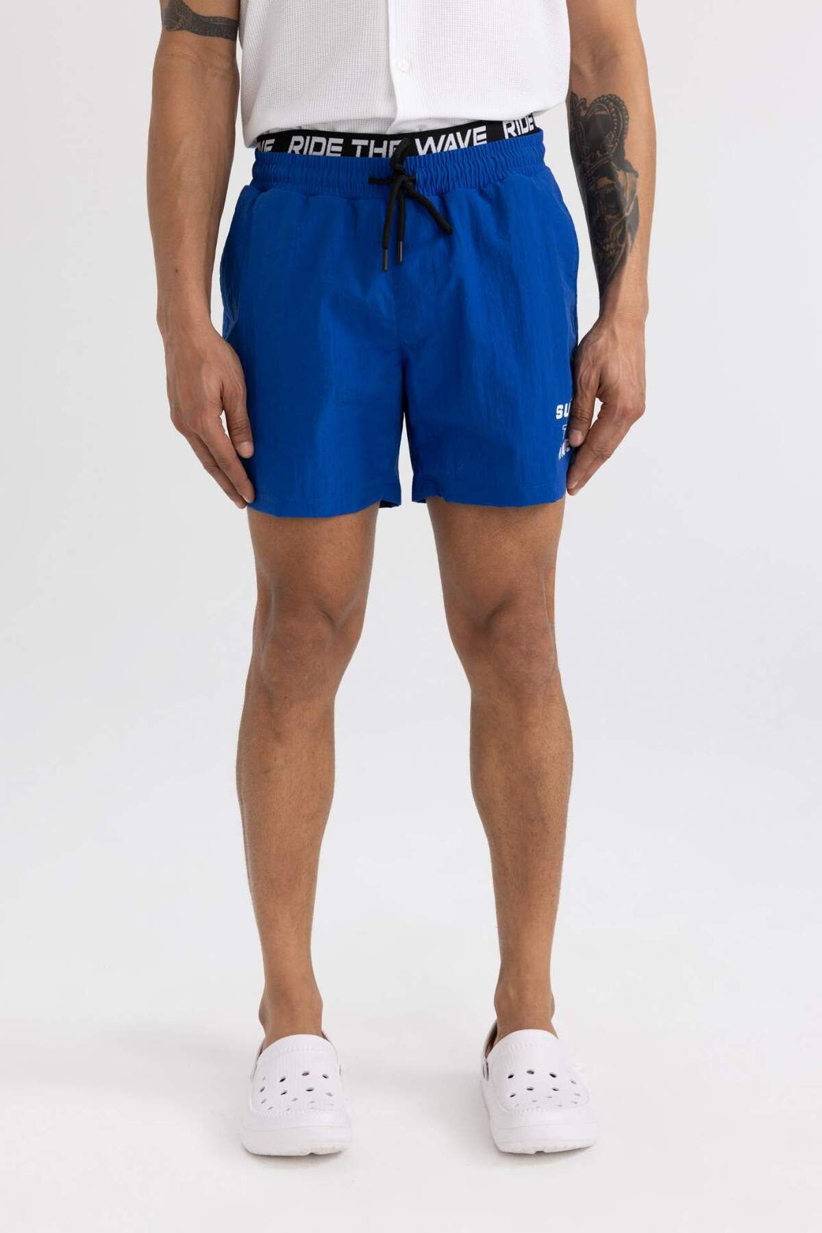 DeFacto-Pantaloni scurți de baie sport de lungime scurtă imprimați B5995ax24hs 4