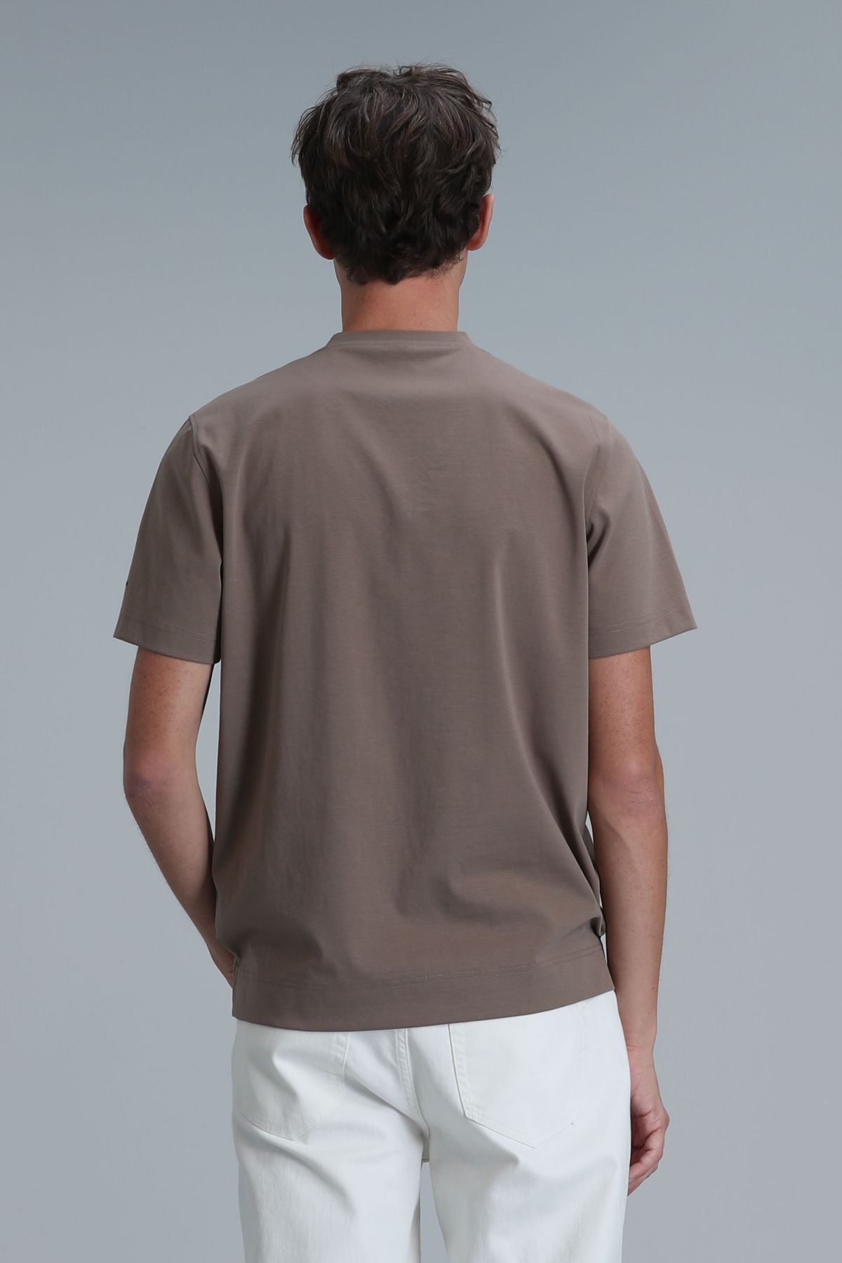 Lufian-Felix Modern Graphic T-Shirt - Camel Feather Pattern 6