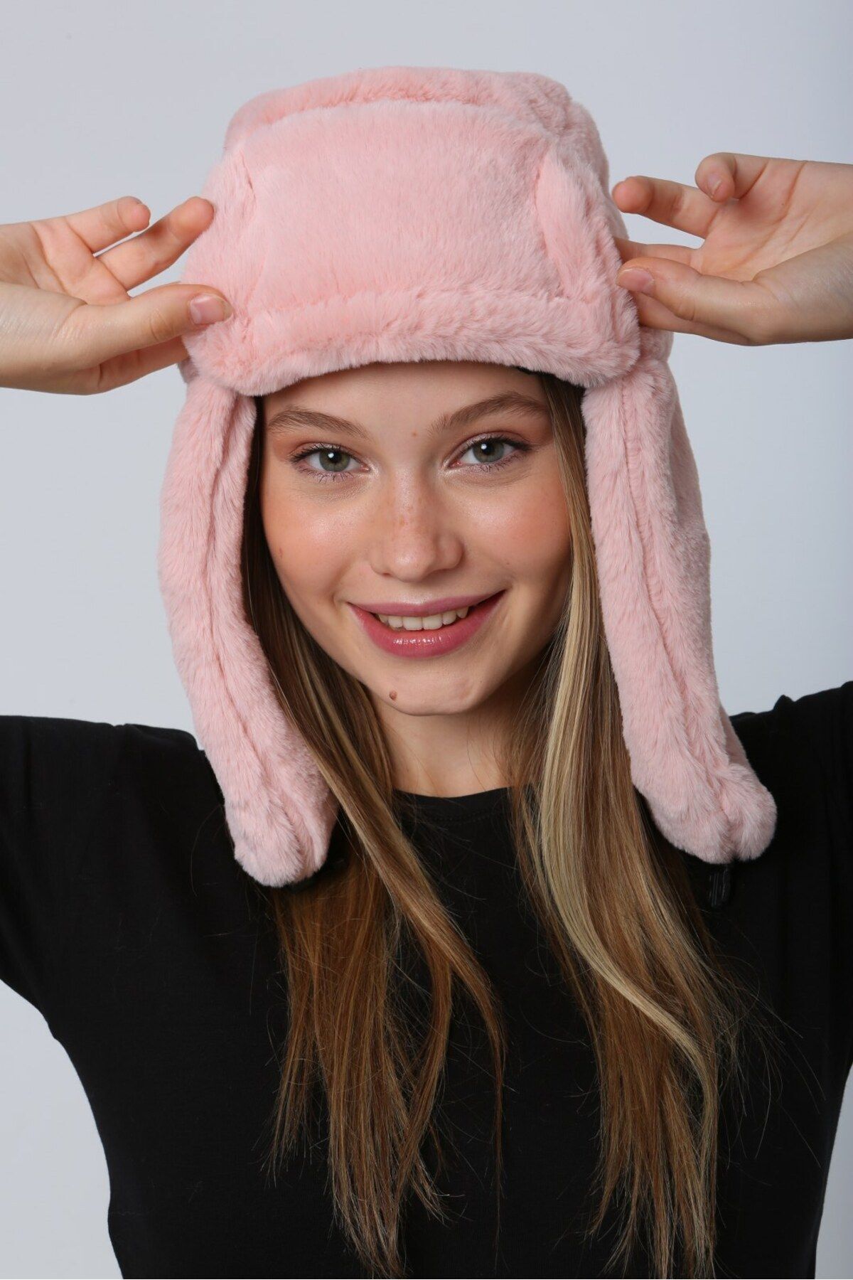 Luminos Butik-Pink Plush Earmuff Beanie for Comfortable Cold Weather - Soft Furry Texture Beanie1127 8