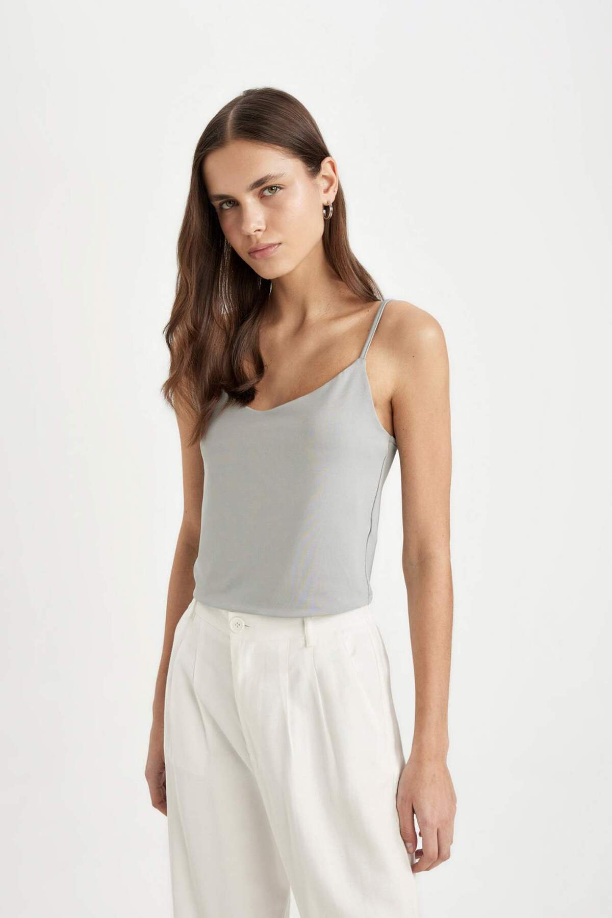 DeFacto-Basic Plain Undershirt with Fitted U-Neck Straps C5708Ax24Sp 4