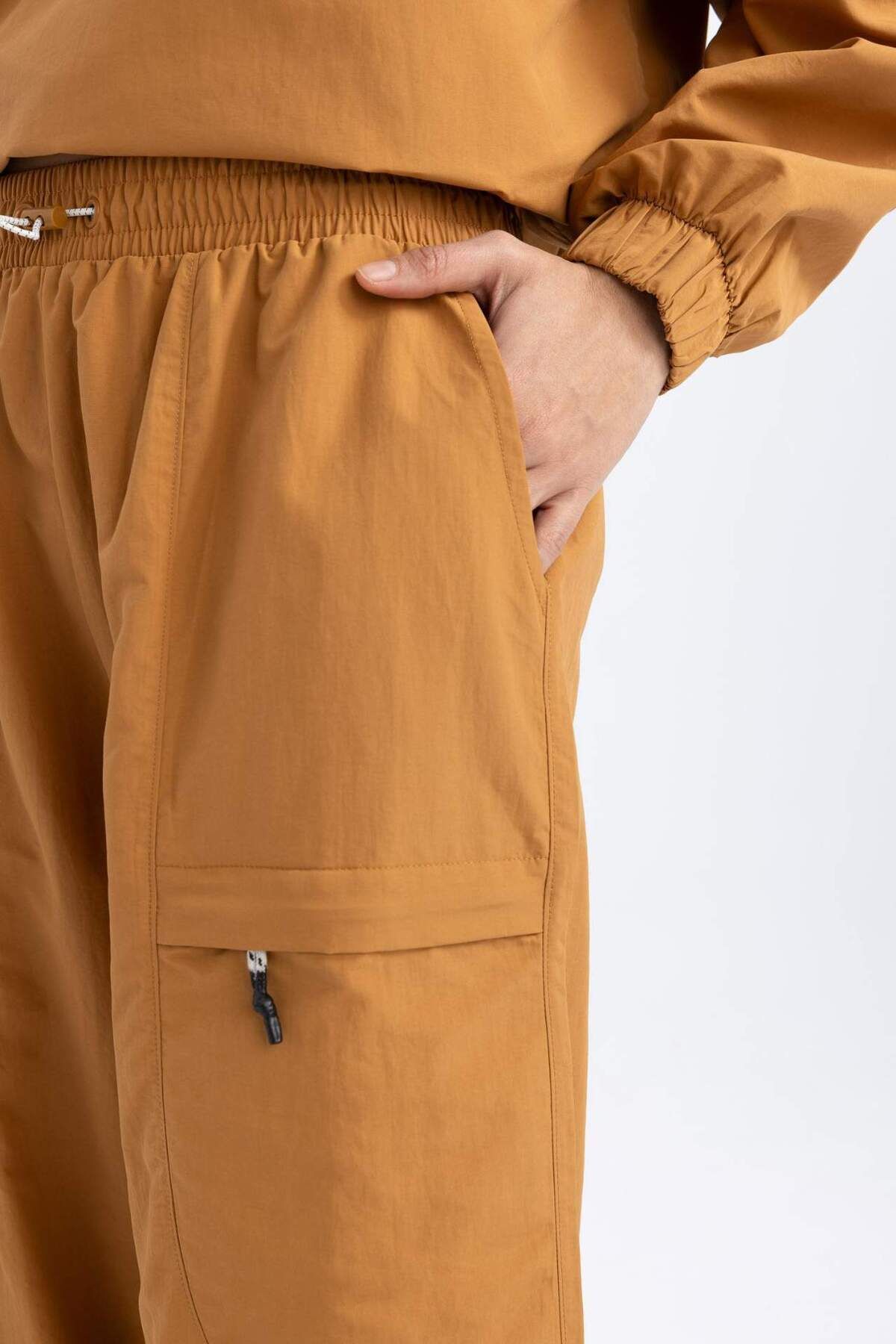 DeFacto-DeFactoFit Jogginghose mit lockerer Passform und zwei Taschen, Jogger-Bein, Standardgröße, B4214AX24SP 6