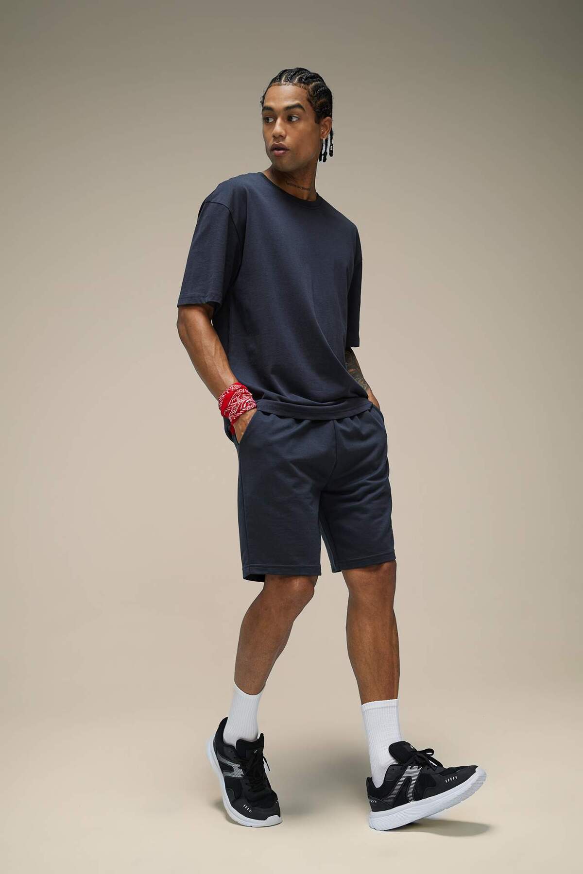 DeFacto-Short Leg Fit Slim Fit Sweatshirt Stoff - Shorts A1625ax24sm 2