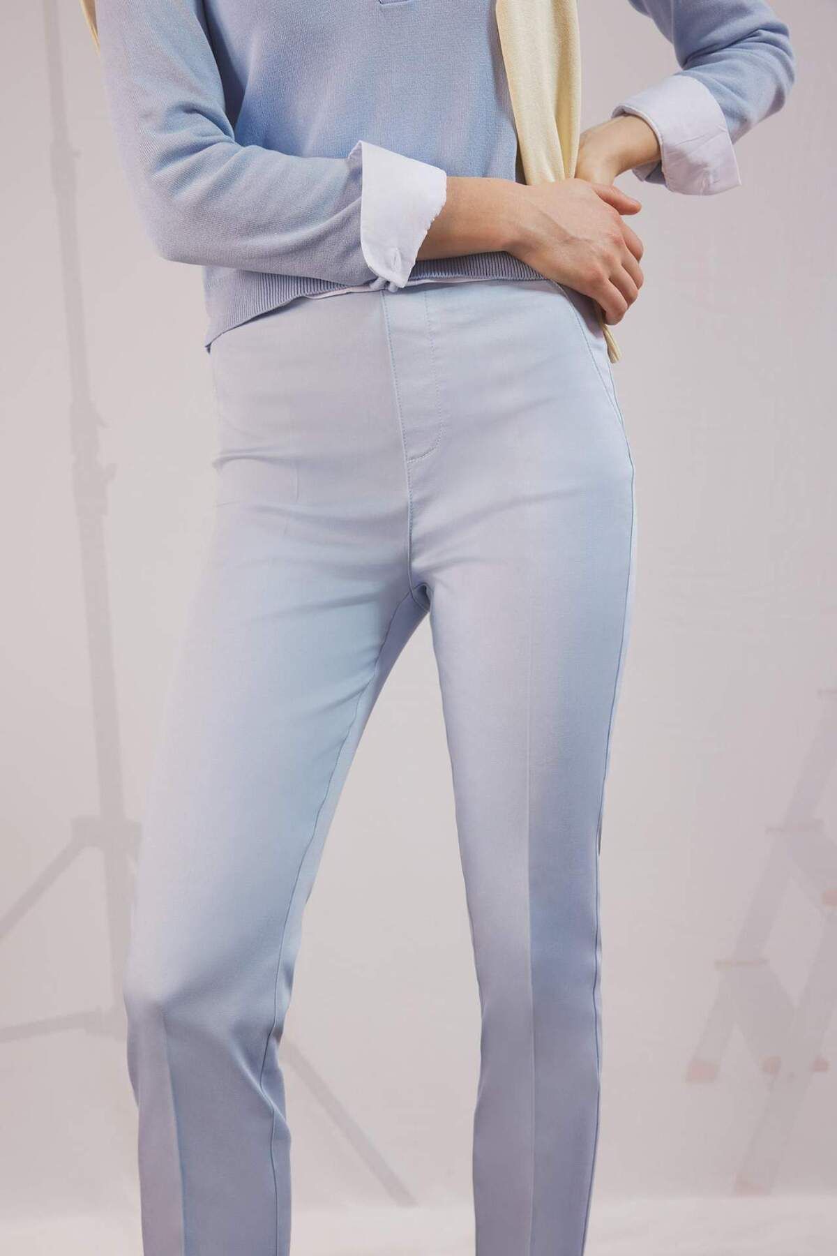 DeFacto-Satin Fabric Cigarette Color Pants - Regular Waist, Elastic Straight Leg J8743Az24Sm 4