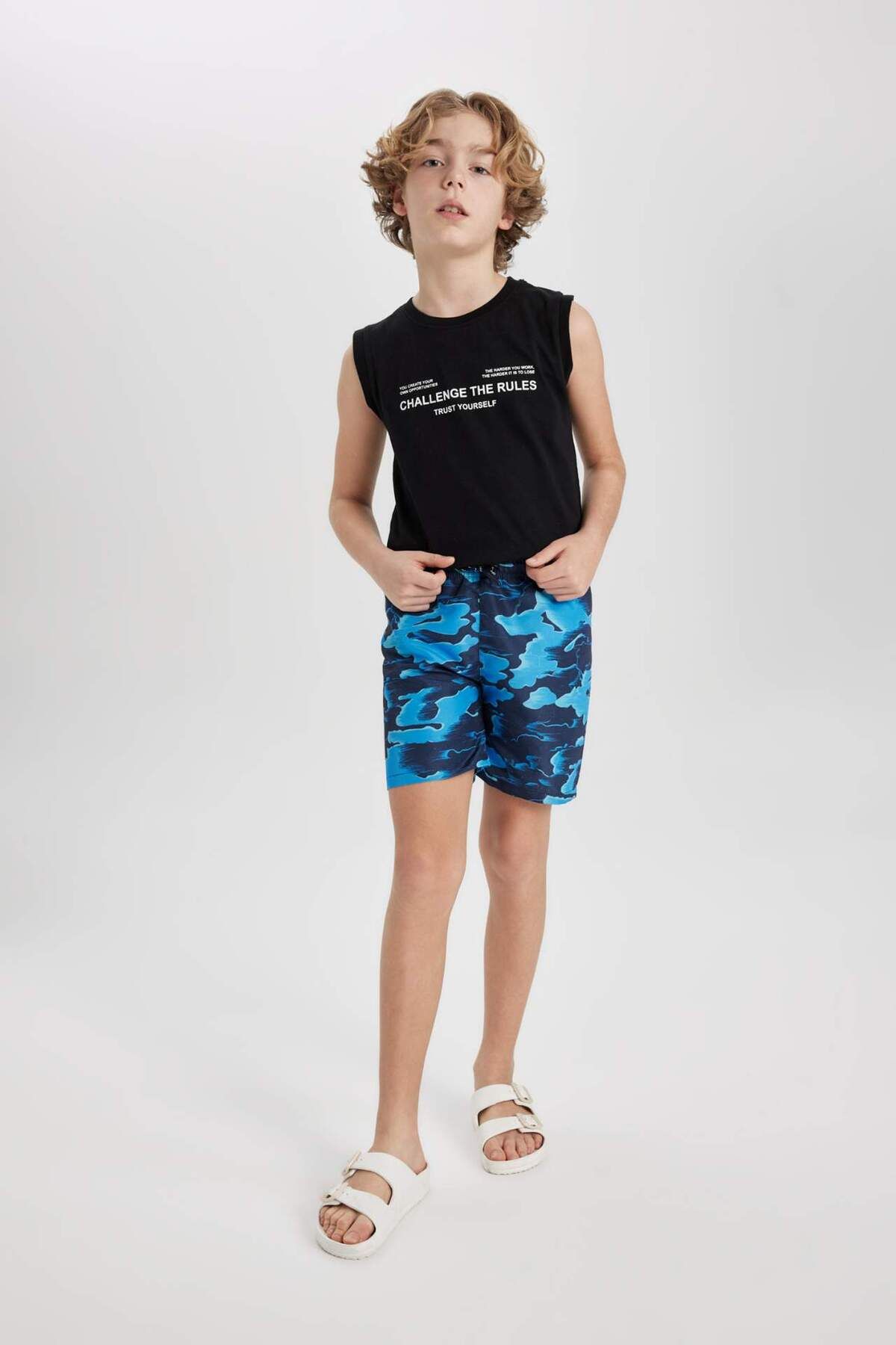 DeFacto-Boy's Patterned Swim Shorts B7424A824Hs 1
