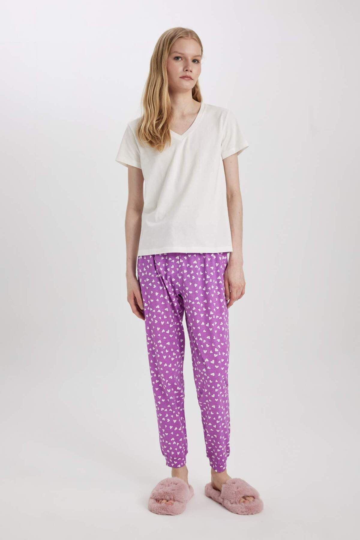 DeFacto-Regular Fit Casual Heart Pattern Pajamas Bottoms-Fall in Love B6196Ax24Sp 3